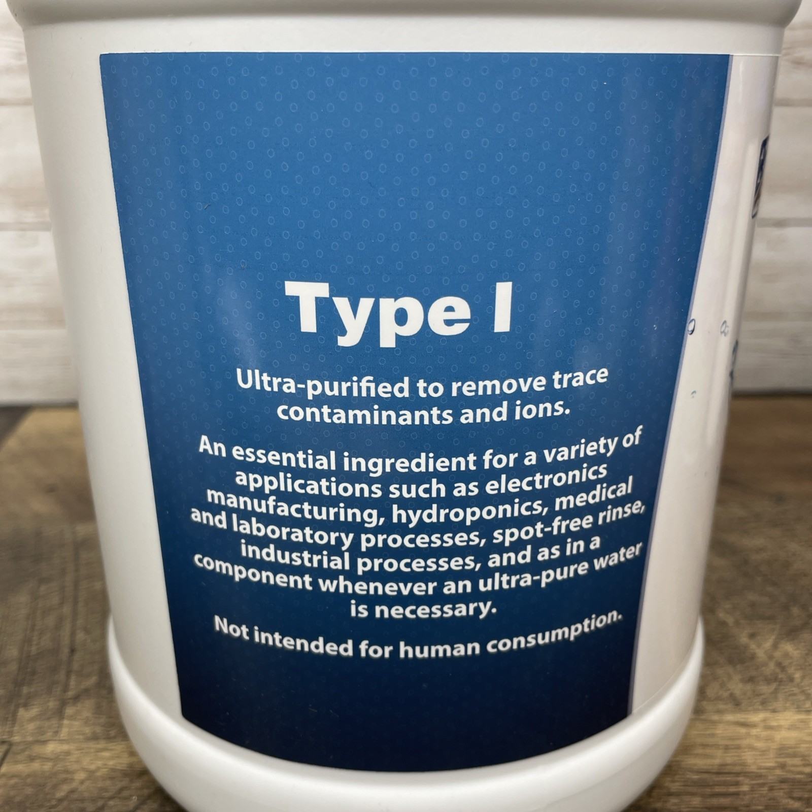 MAXTITE Type I Deionized Water Ultrapure Analytical Grade (1 Gallon)