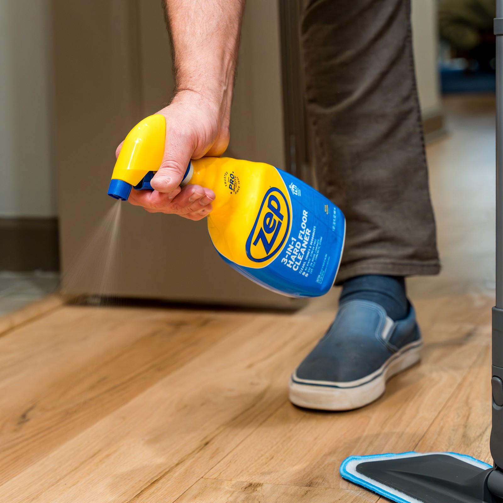 Zep 3-in-1 Hard Floor Cleaner, 32 oz