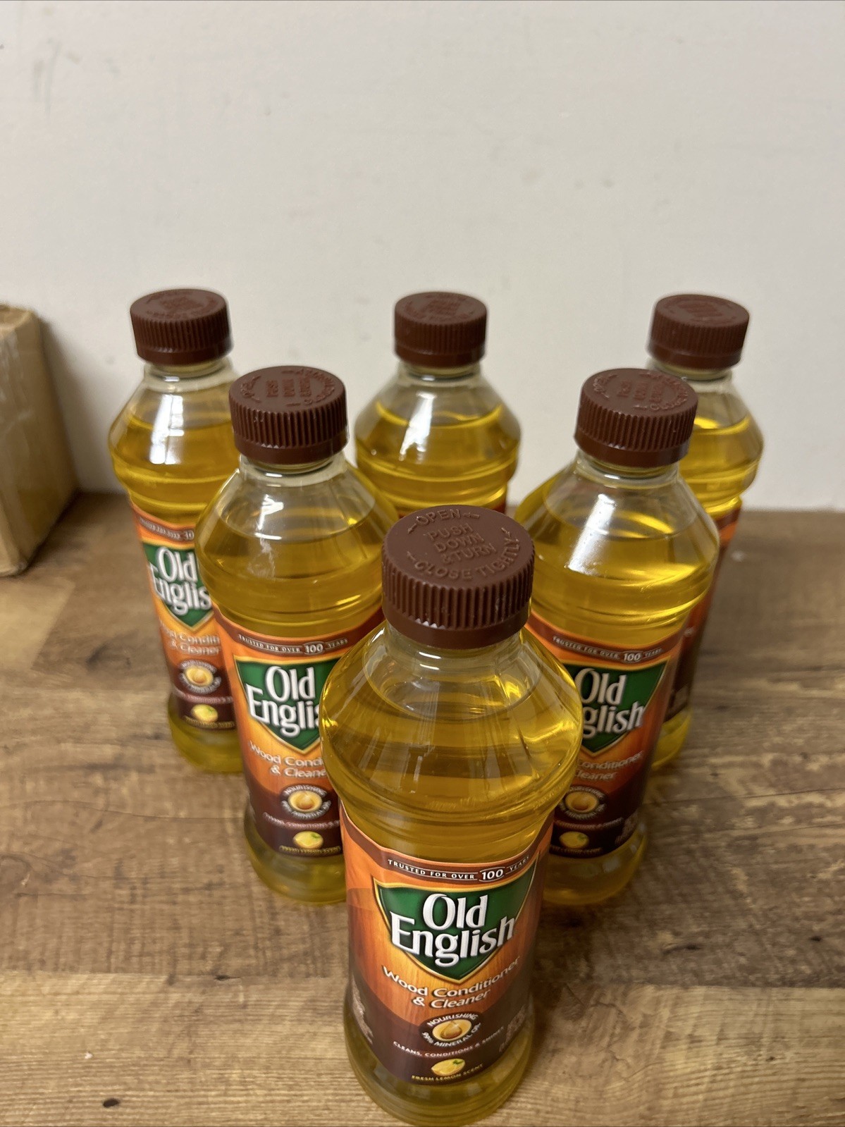6 Old English Lemon Oil Conditions Protects Wood Surfaces Glow Lemon Scent 16oz