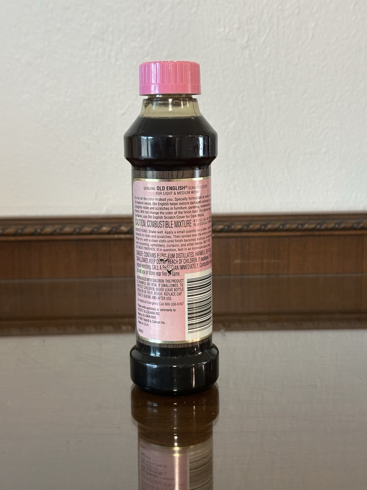 Vintage Old English Scratch Cover For Light To Medium Woods 8 oz Pink Lid