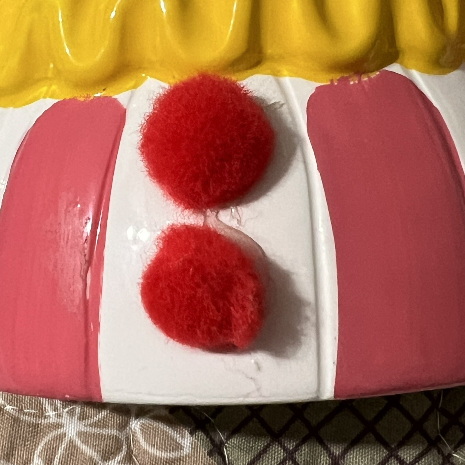 Vintage CLOWN Furniture Duster Ceramic Holder Trippies Inc Pink Duster