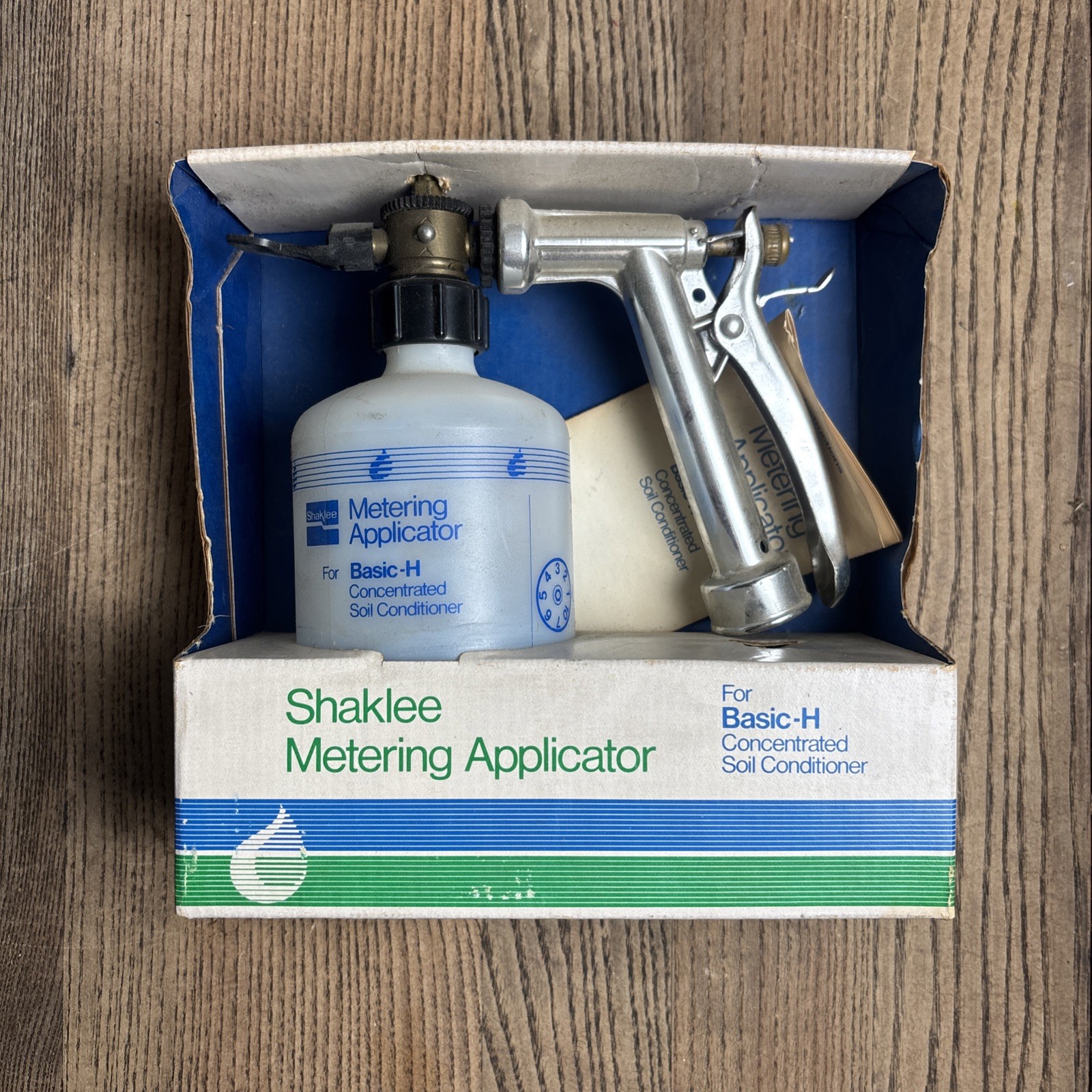 Vintage Shaklee Basic H Metering Applicator for Concentrated Soil Conditioner