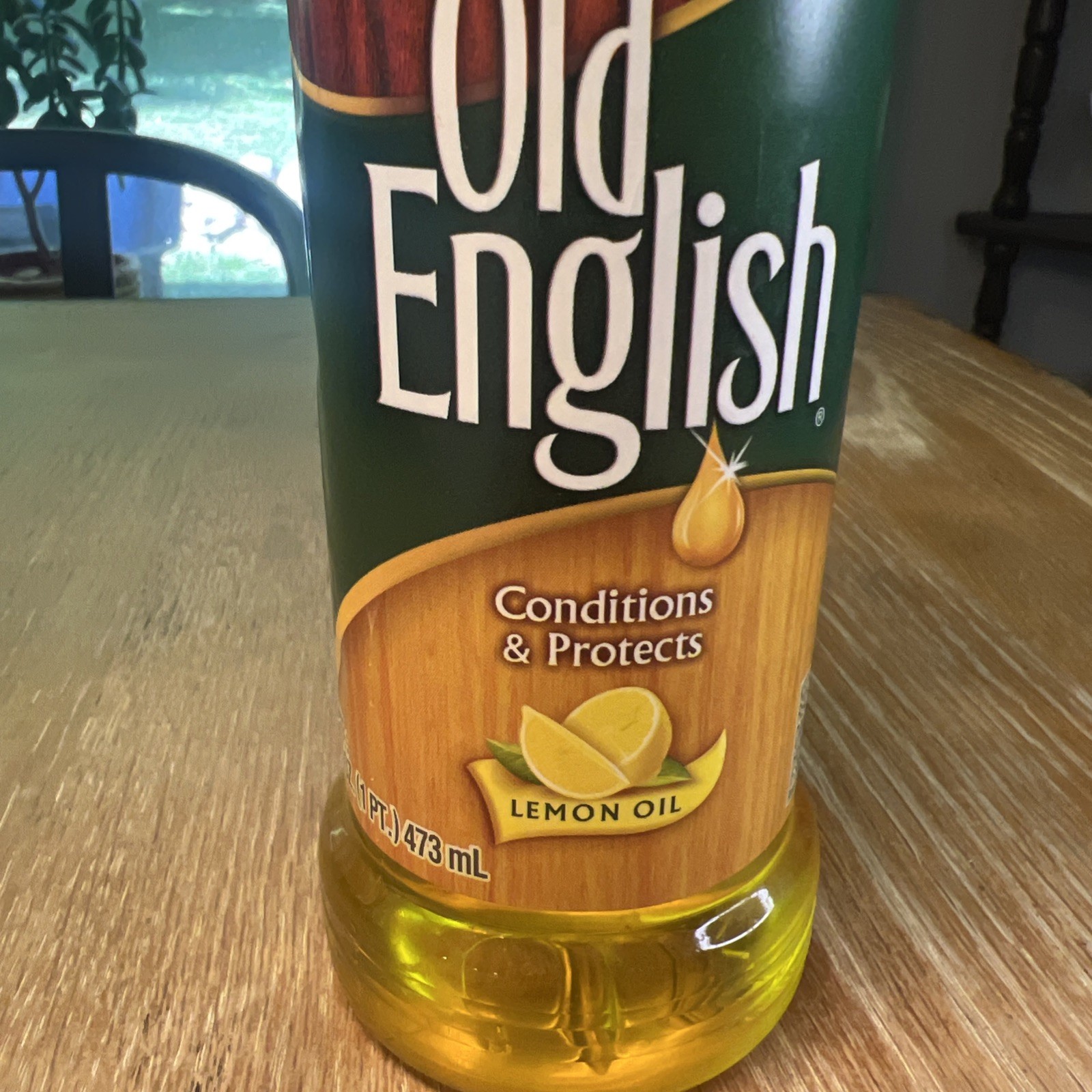 Vintage Old English Lemon Oil Furniture Polish 16 fl oz ~ 95% Full- 2004