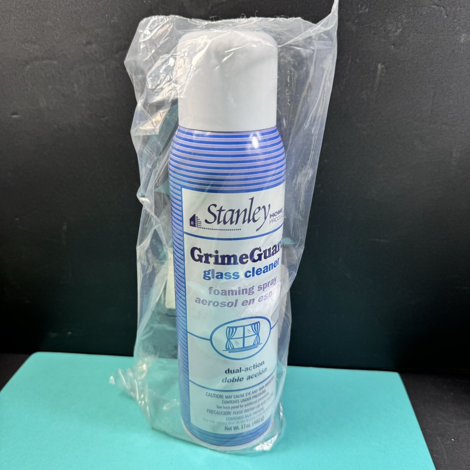 Stanley Foam Spray Glass Cleaner Grime Guard 17oz Dual Action Cleaning Spray