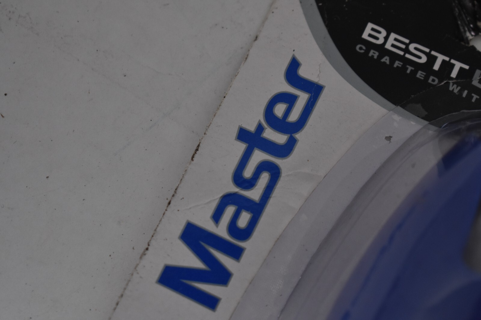 Master Wall Refresher Touch Up Painting Tool Covers Scuffs/Marks 557700130