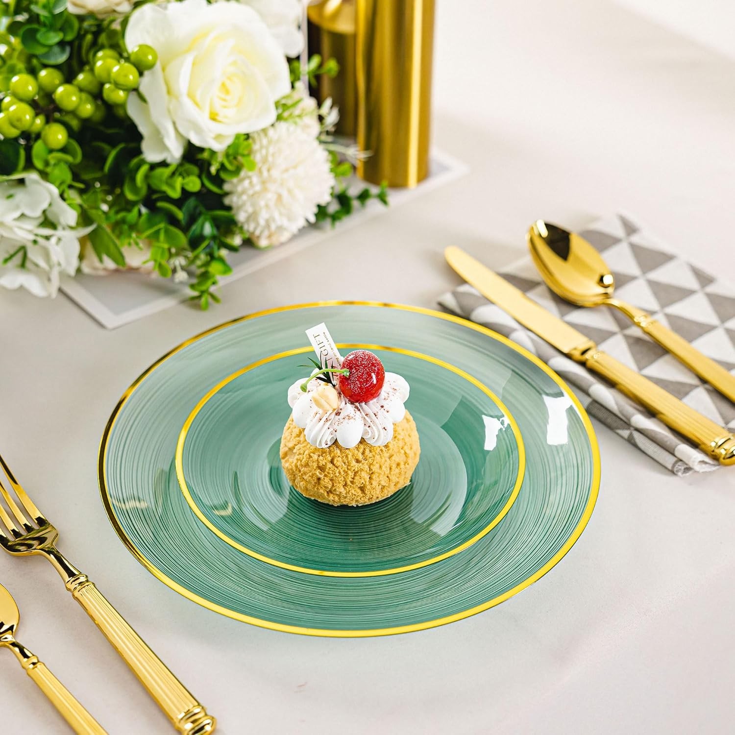 100PCS Transparent Green Gold Plastic Plates, 10 Inch Heavy Duty Disposable Di
