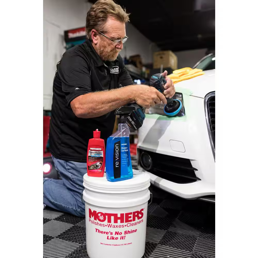 8 Oz. 4-Lights Power-Plastic Polish Liquid
