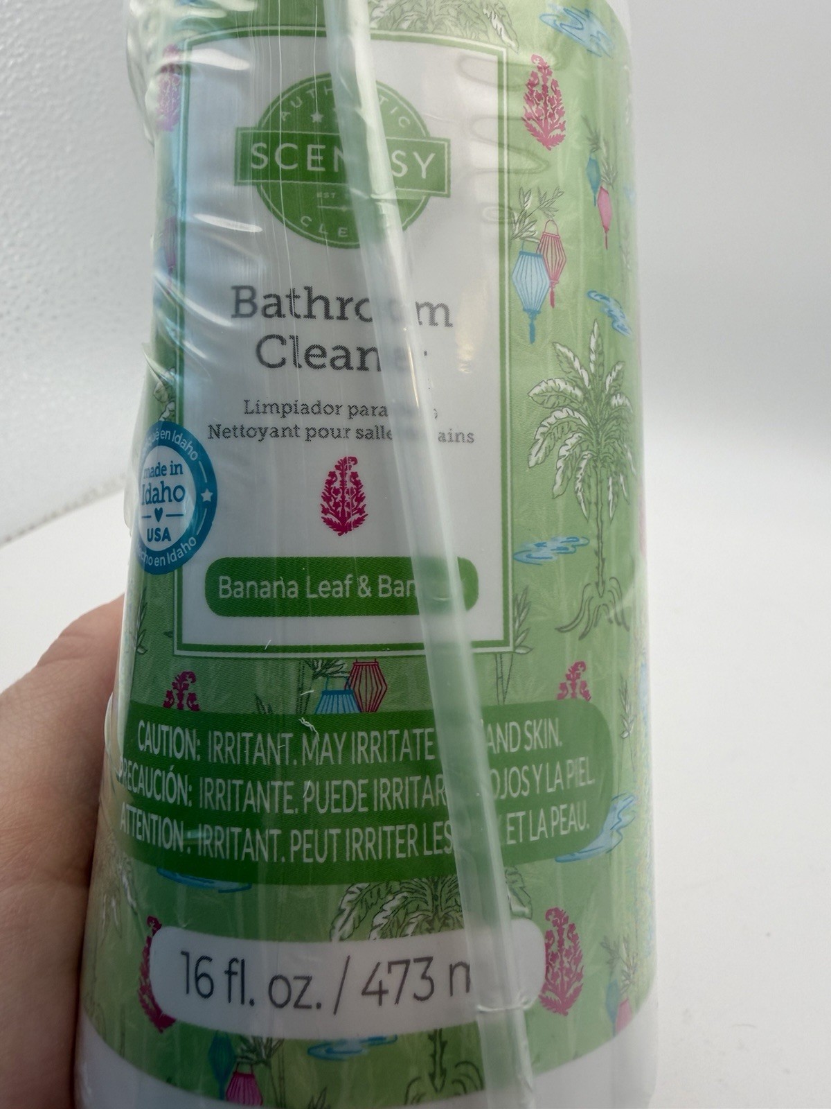 Scentsy Bathroom Spray Cleaner Banana Leaf & Bamboo 16 oz NEW