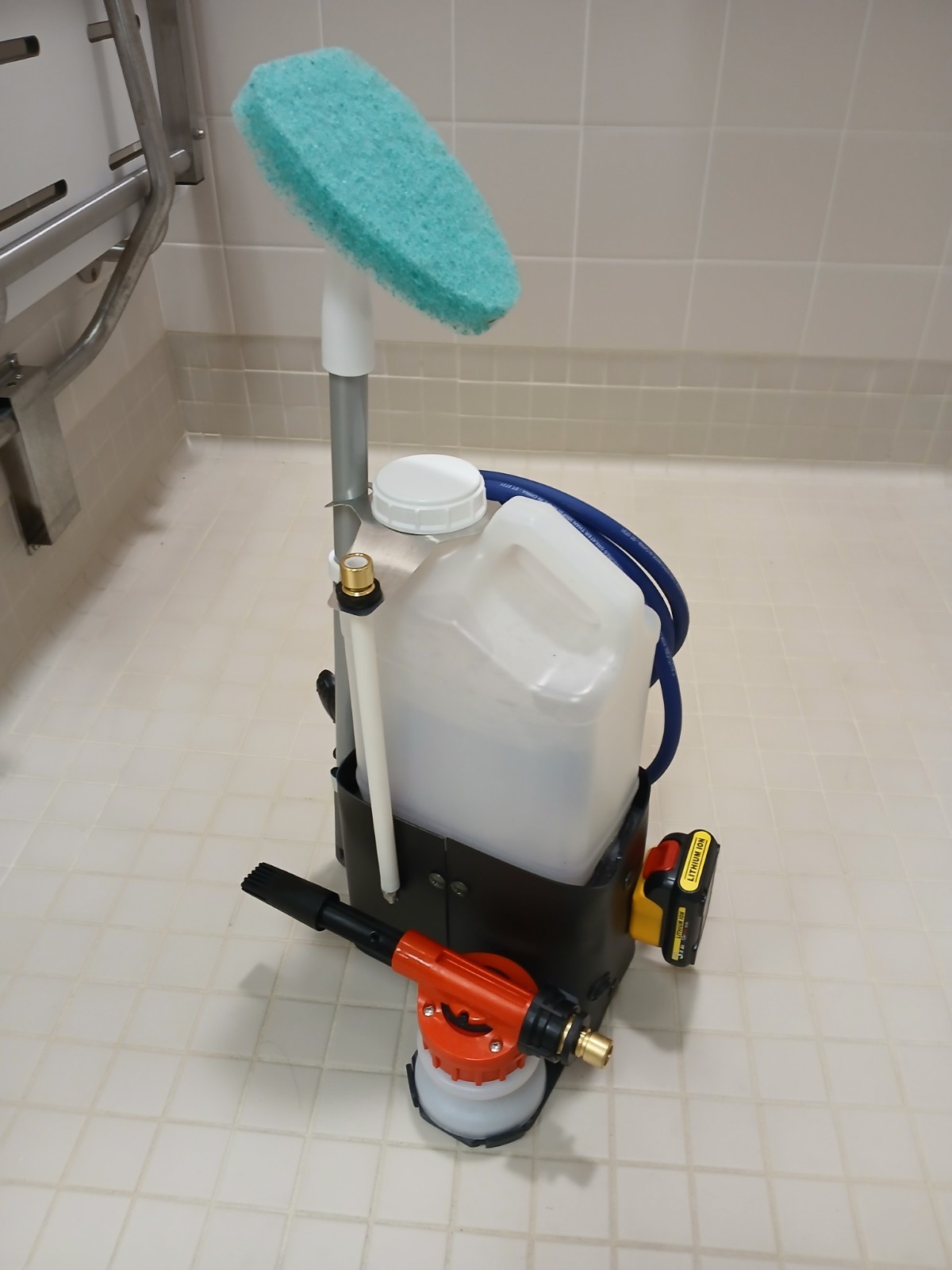 Battery Powered Shower Cleaner