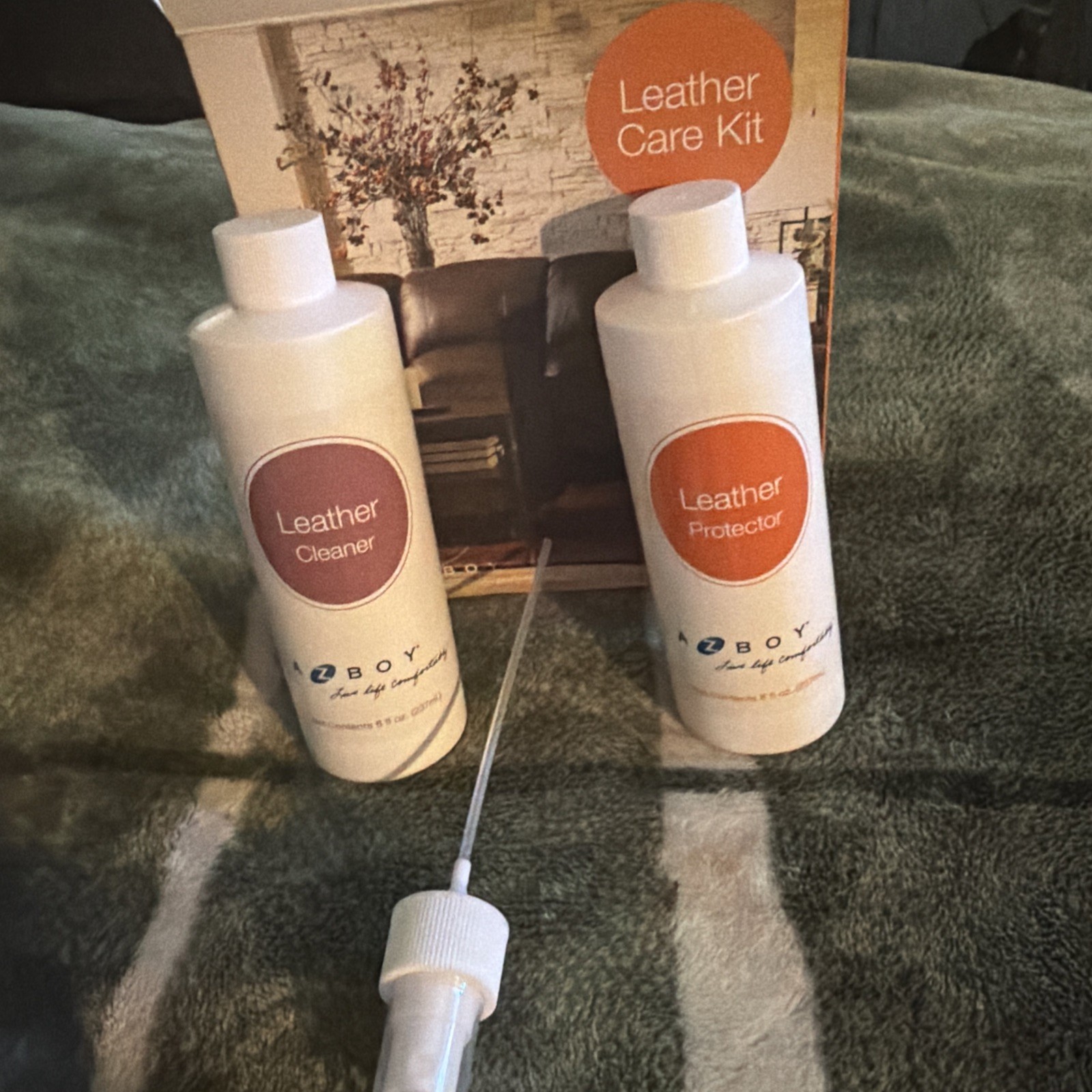 La-Z-Boy Leather Care Kit Leather Cleaning & Protection Kit 8oz Each Open Box