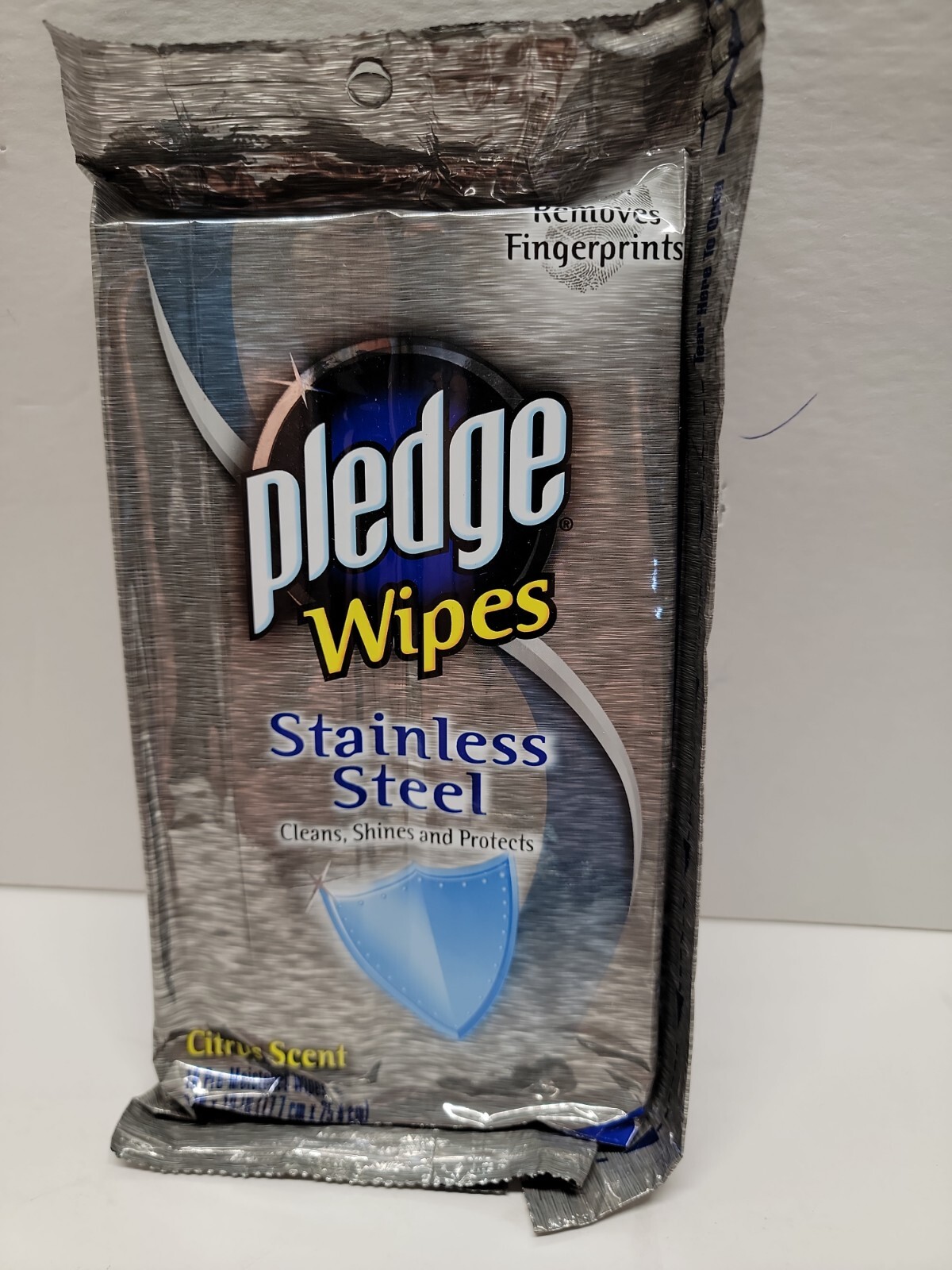 NEW Pledge Stainless Steel Pre-Moistened Wipes 18 Count Citrus Scent
