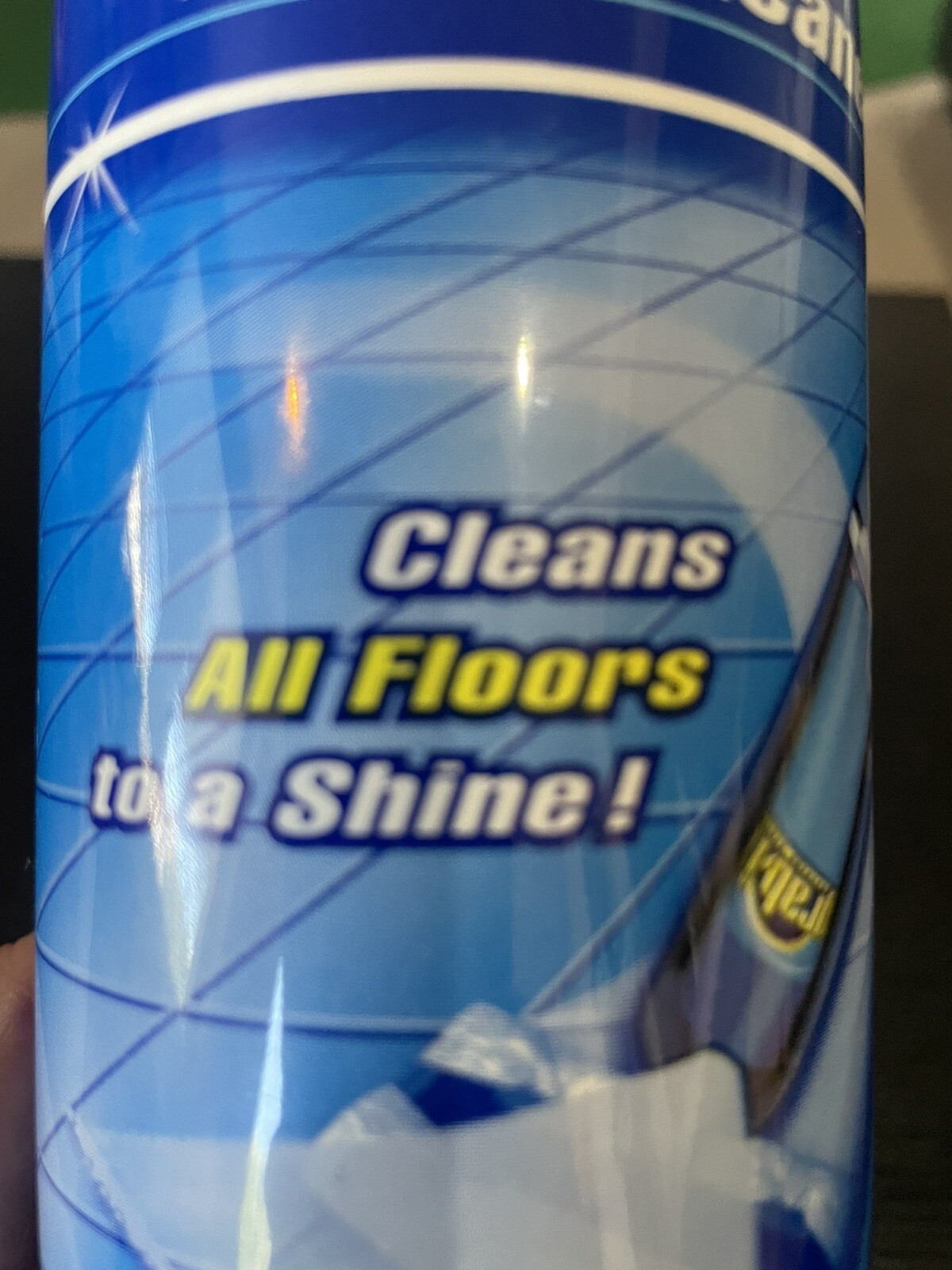 Grab It Go Mop Floor Cleaner/ 2 Refills SC Johnson 20 Ounces ea (40 oz total)