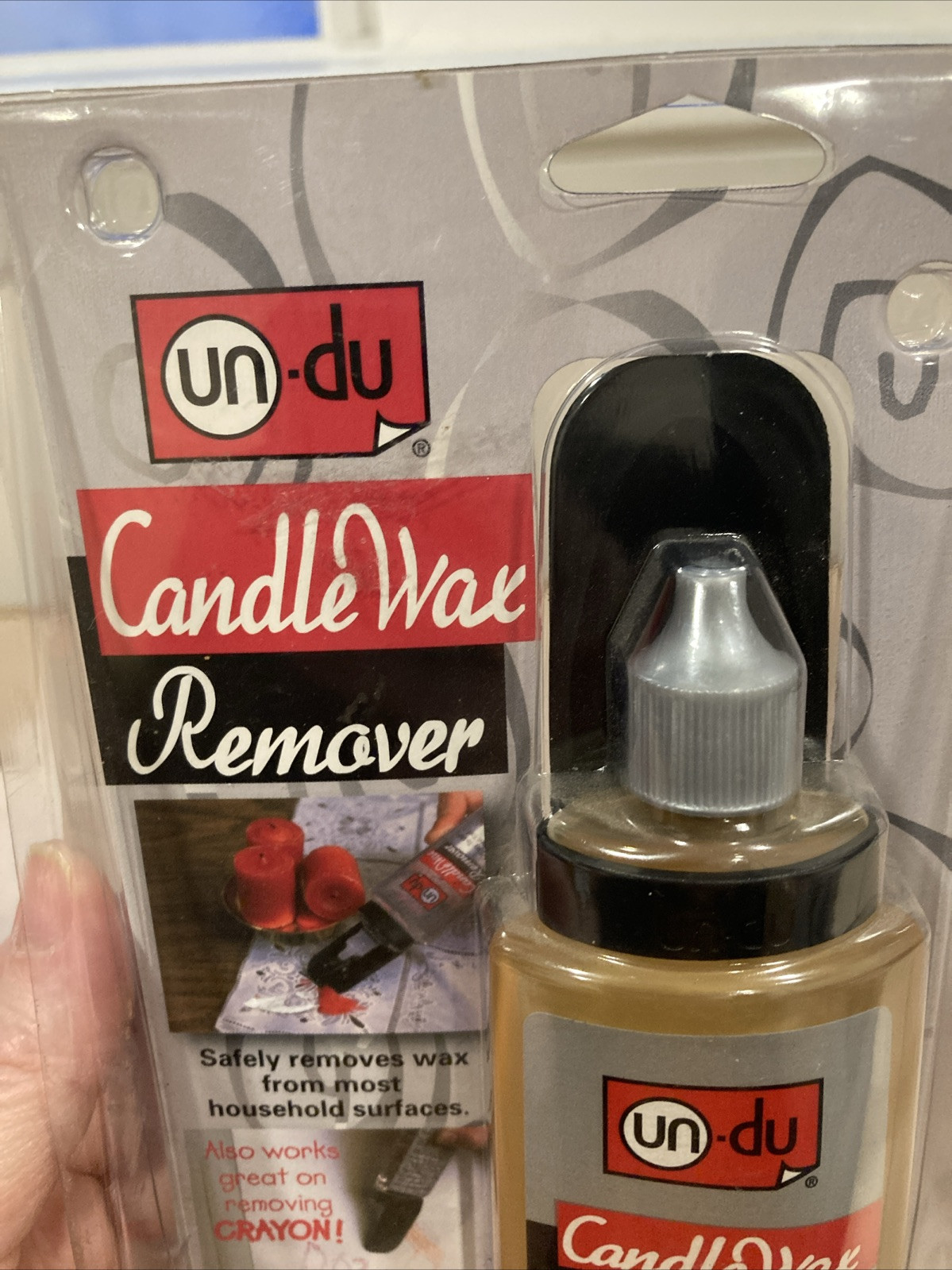 Un-Du Candle Wax Remover With easy to use attached Tool Crayon