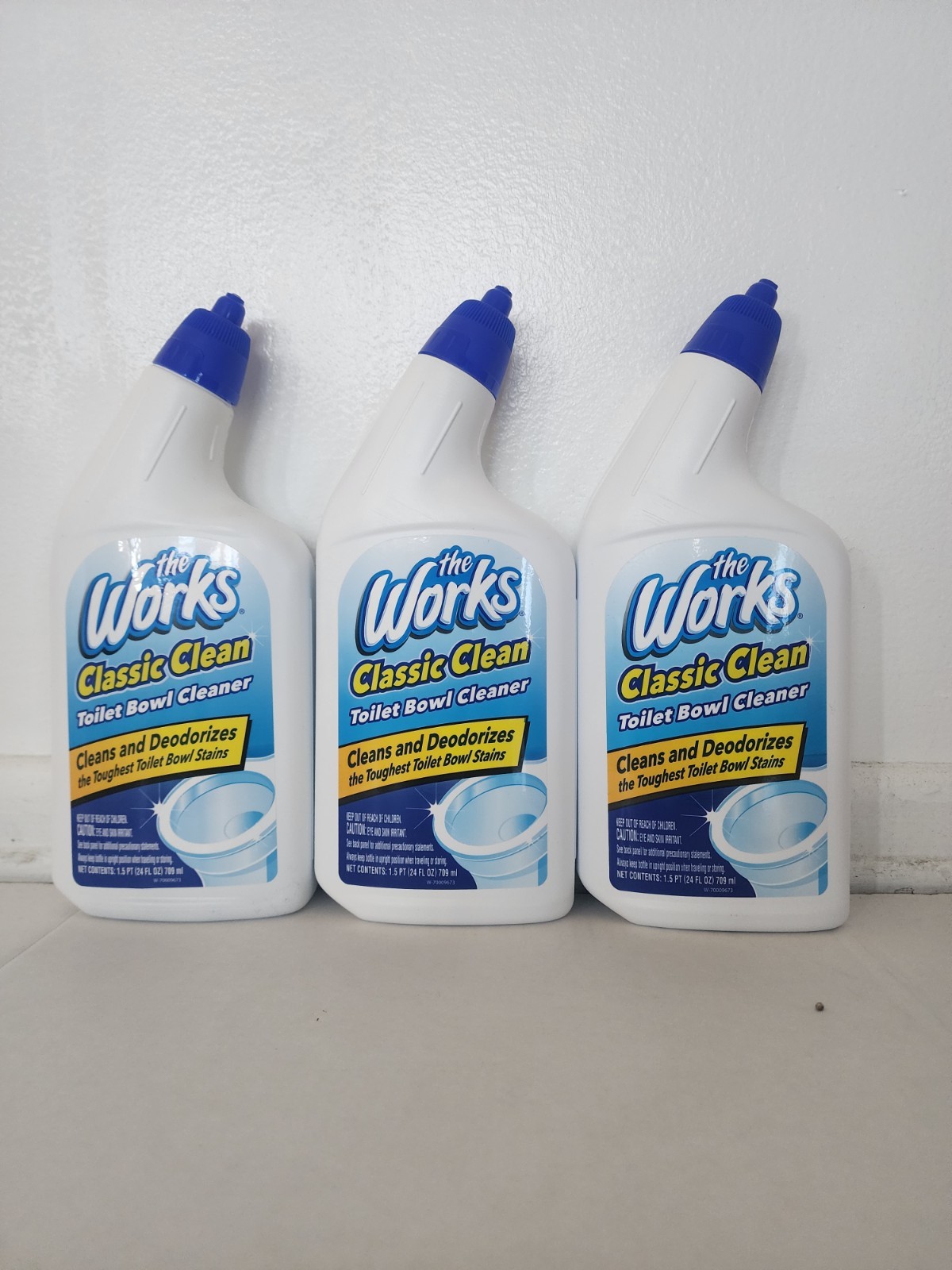 The Works Classic Clean Toilet Bowl Cleaner Cleans & Deodorizes, 3 x 24 fl oz
