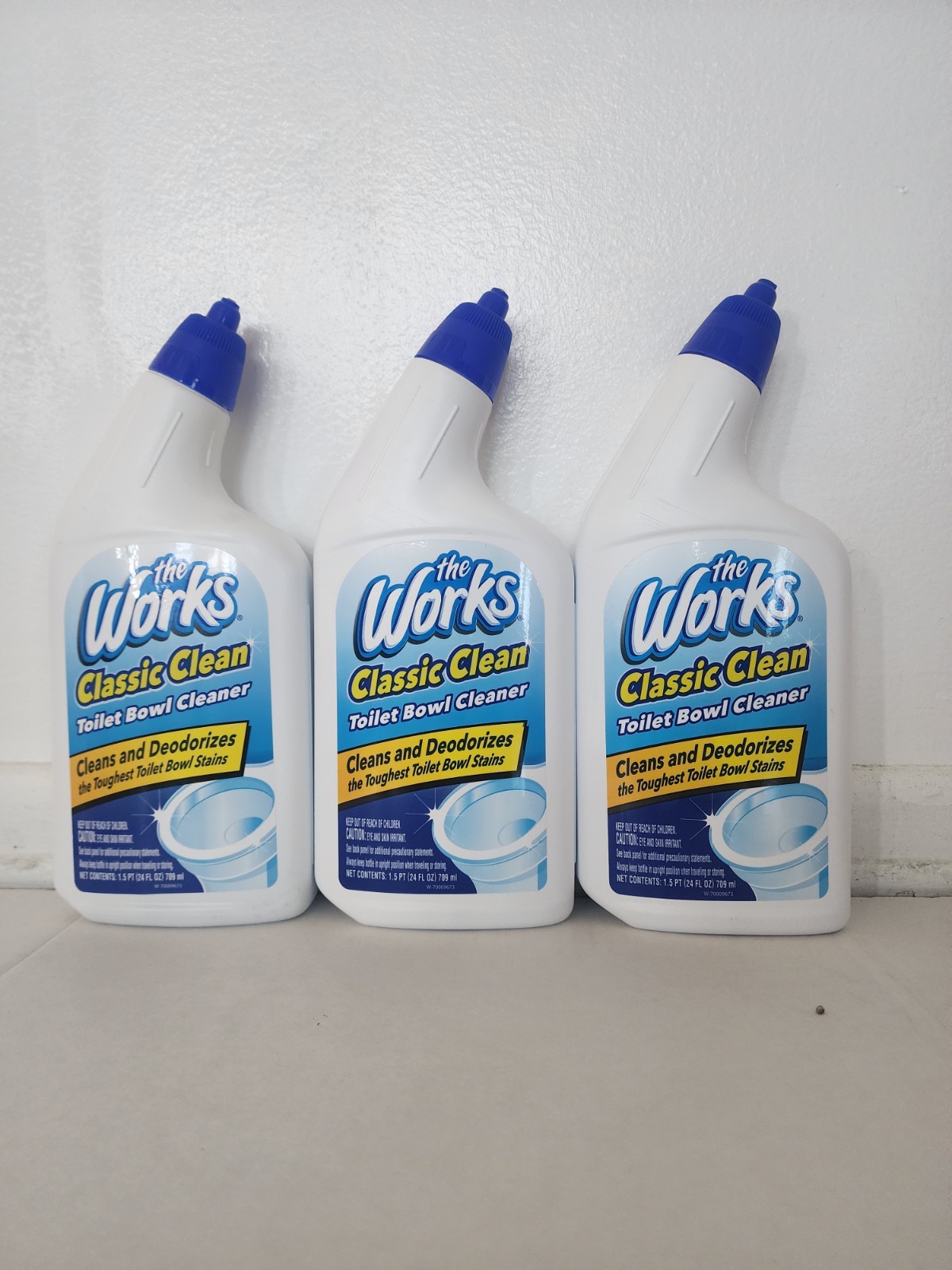 The Works Classic Clean Toilet Bowl Cleaner Cleans & Deodorizes, 3 x 24 fl oz