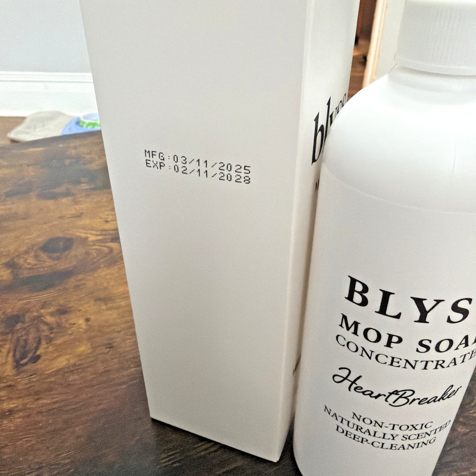 Blyss Mop Soap Heartbreaker 16.9 Fluid Oz/ 500ml exp. date 2028