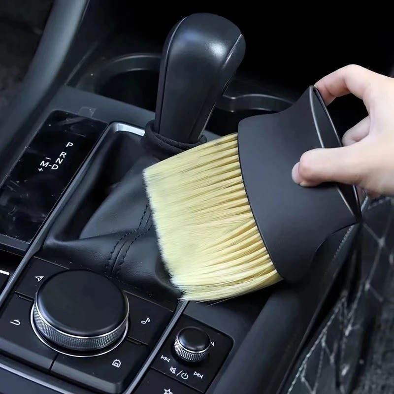 Car interior sweeping dust soft brush car wash tool artifact car interior gap