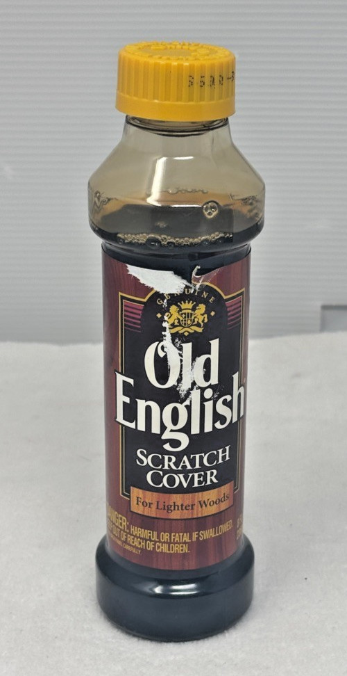 Vtg Genuine Old English Furniture Polish Scratch Cover 80% full – Lighter Wood