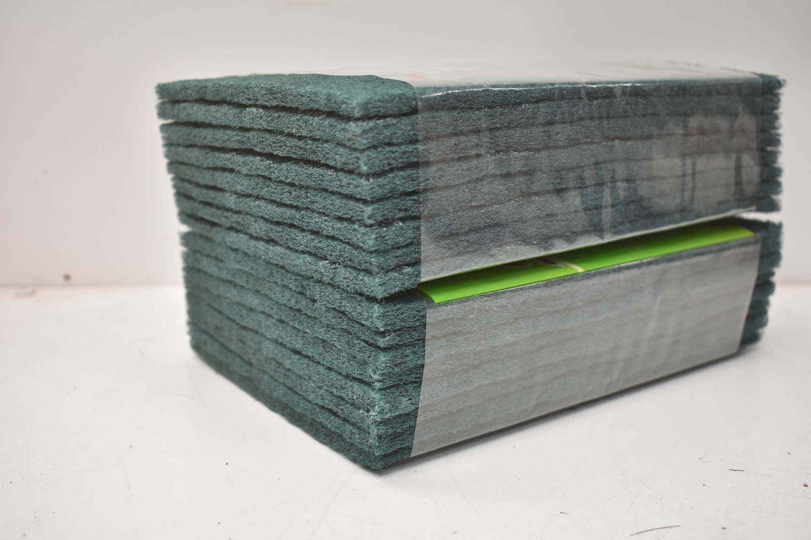 3M Scotch-Brite 220-8-CC Heavy Duty Scour Pads 9″x6″ ( LOT OF 16 TOTAL )