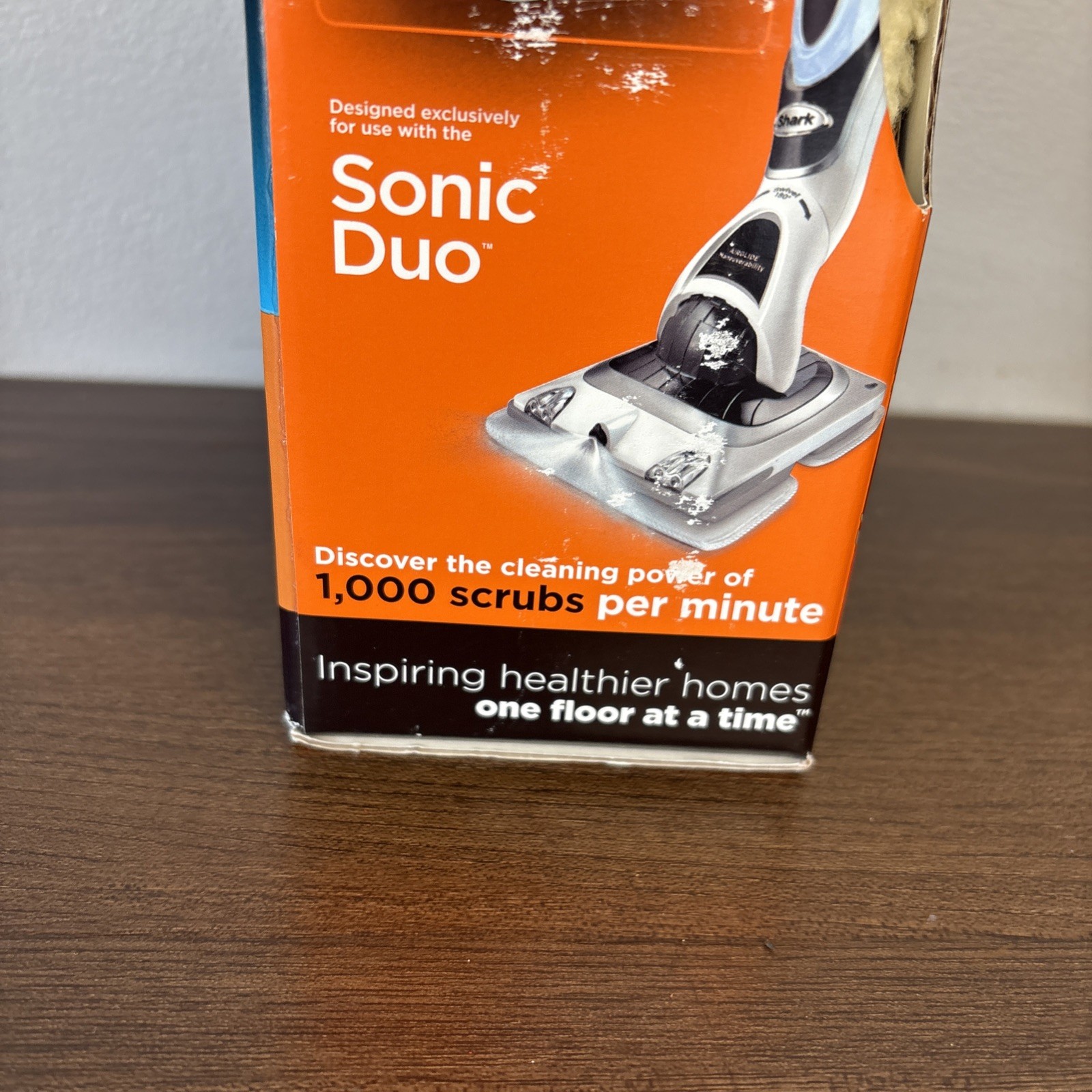 Shark Hard Floor Polish High Gloss New in Box Floor Polish w/ Polishing Pad