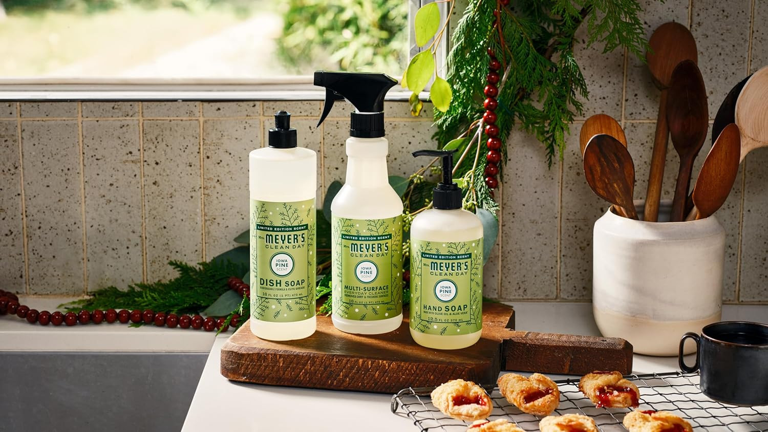 MRS. MEYER’S CLEAN DAY Multi-Surface Cleaner Spray, 16 Oz Pack of 3