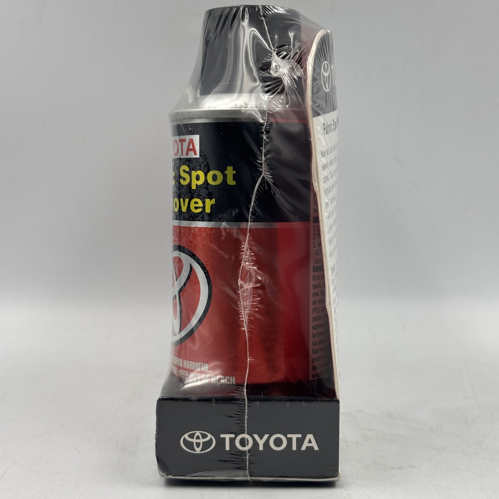Toyota Car Care Products Kit – Vinyl, Leather, Cleaner, Polish, Fabric Spot