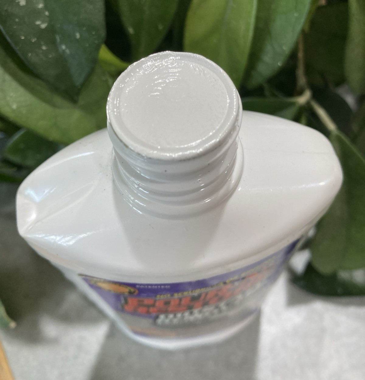 Oil Stain Remover Pour-N-Restore No Scrubbing or Rinsing 16 fl oz – Unopened