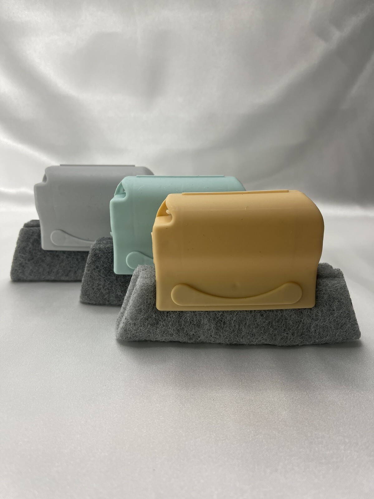 Lot of 3-Window Groove Cleaning Brush Magic Window cleaning brush Supplies
