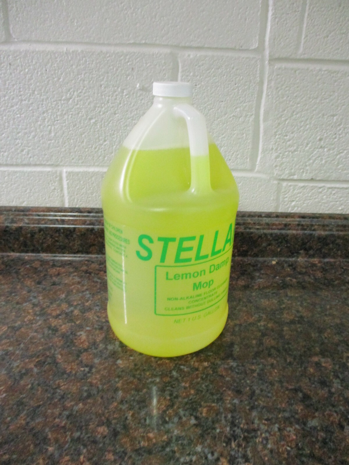 NOS STELLAR 1 GALLON LEMON DAMP MOP NON ALKALINE FLOOR CLEANER CONCENTRATE