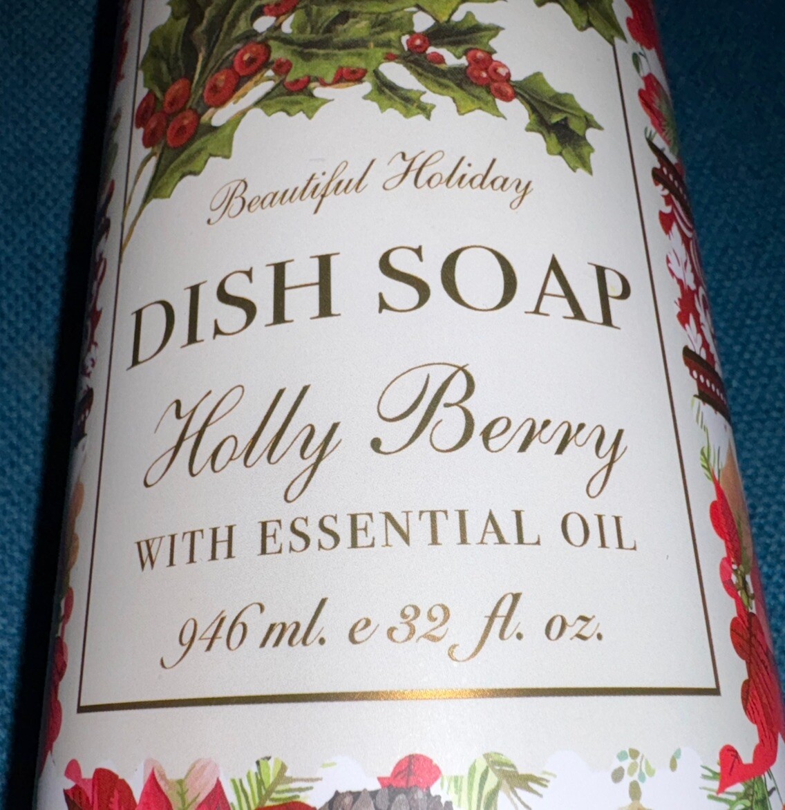 Home and Body Co. Beautiful Holiday Dish Soap HOLLY BERRY 32 oz New NOT SEALED