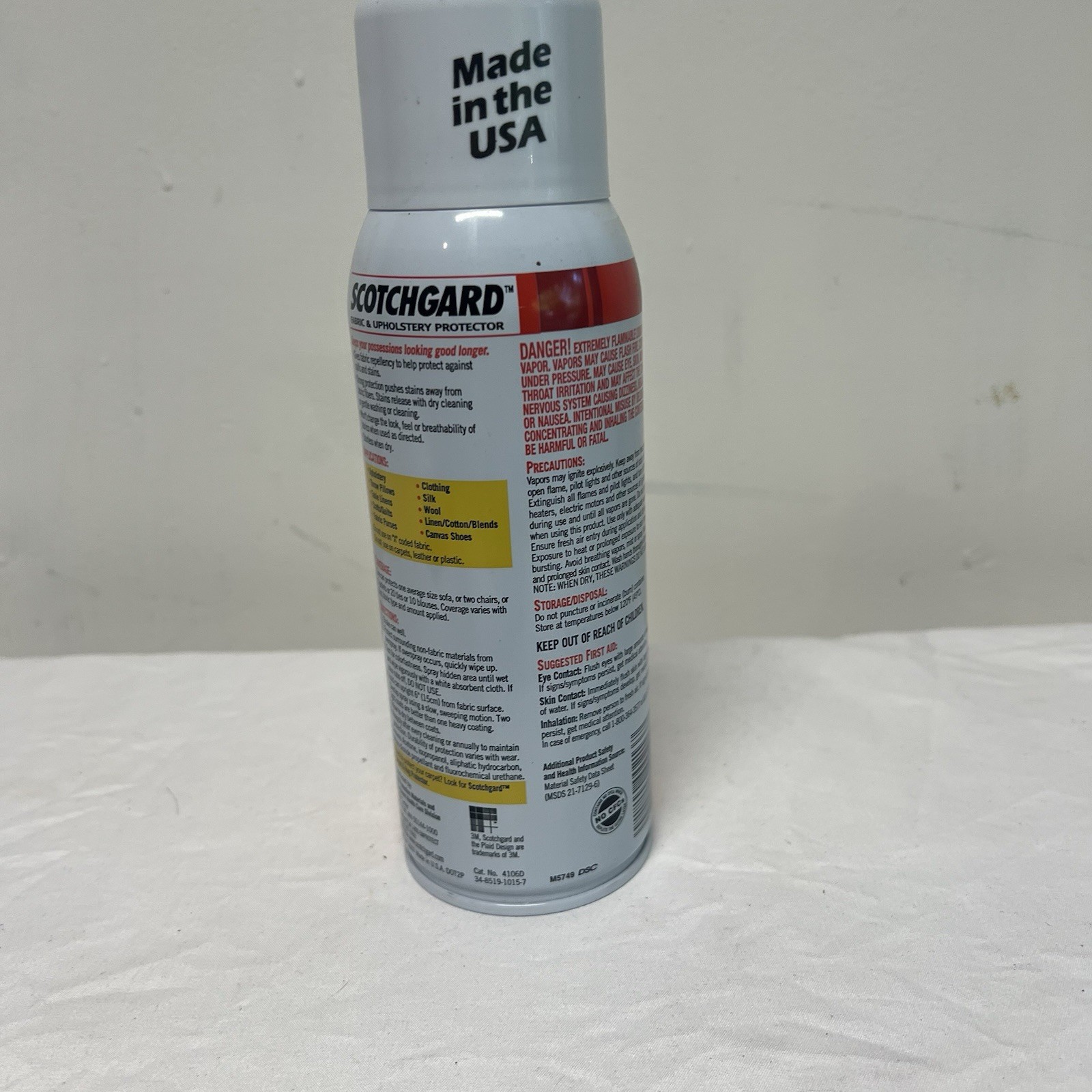 SCOTCHGARD Fabric Upholstery Protector 10 oz – OLD FORMULA Discontinued 90% Full