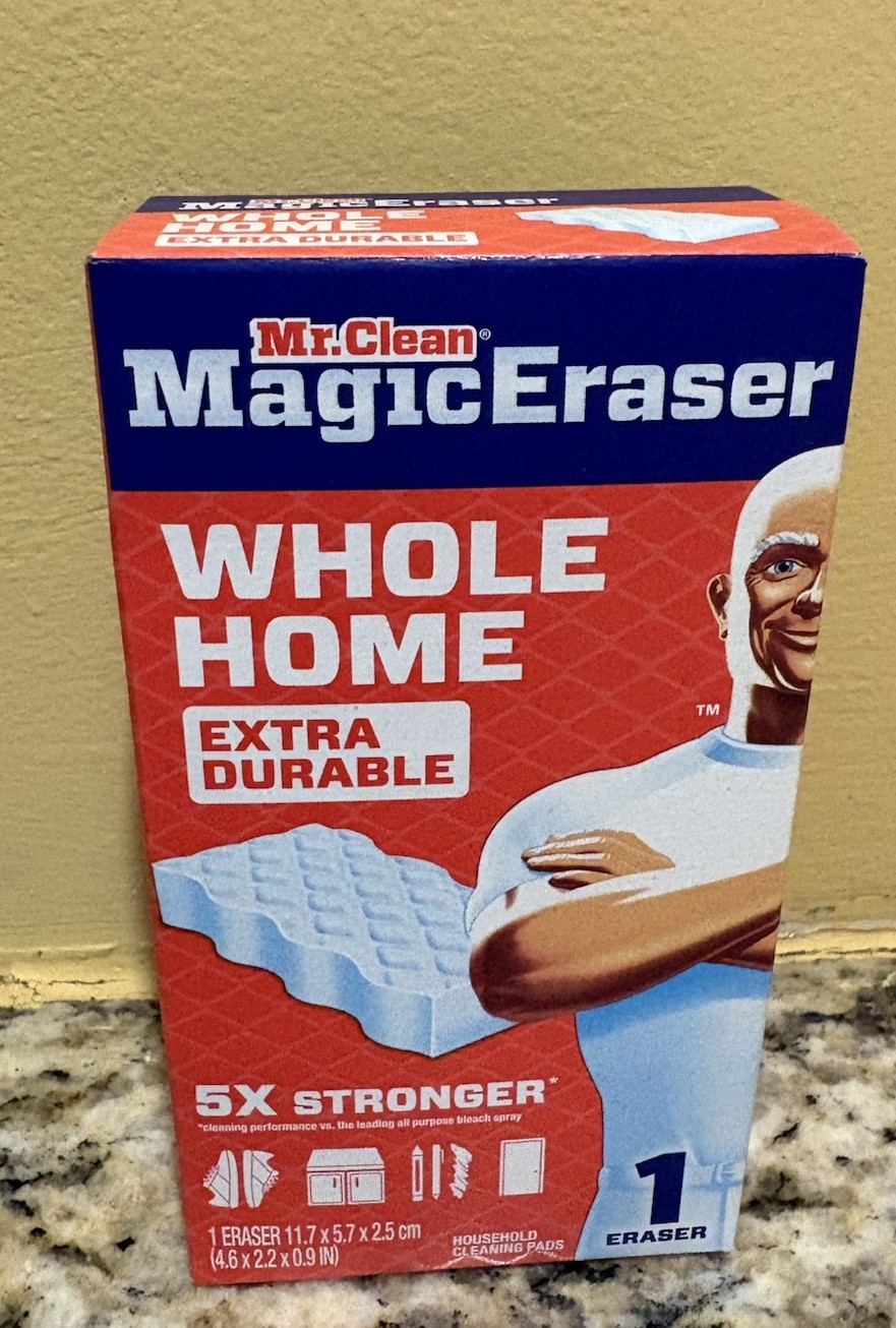 LOT OF 12 Mr. Clean Magic Eraser Pads , Extra Durable 12 Pads Total