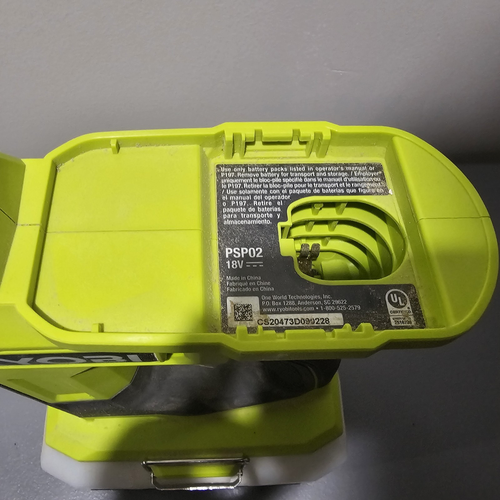 RYOBI ONE+ 18V Cordless Electrostatic Handheld Sprayer PSP02 0.5 Gal Tank