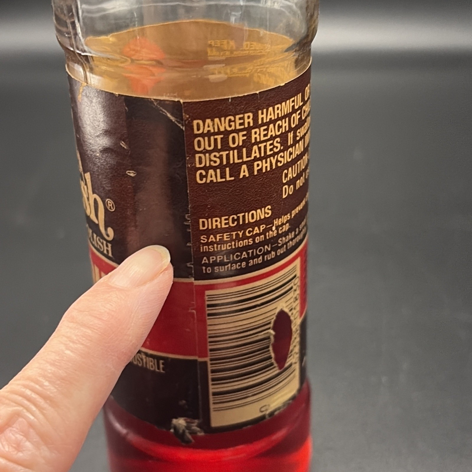 Vintage Old English Red Oil Furniture Polish 8 Oz Glass Bottle DISCONTINUED~1/2