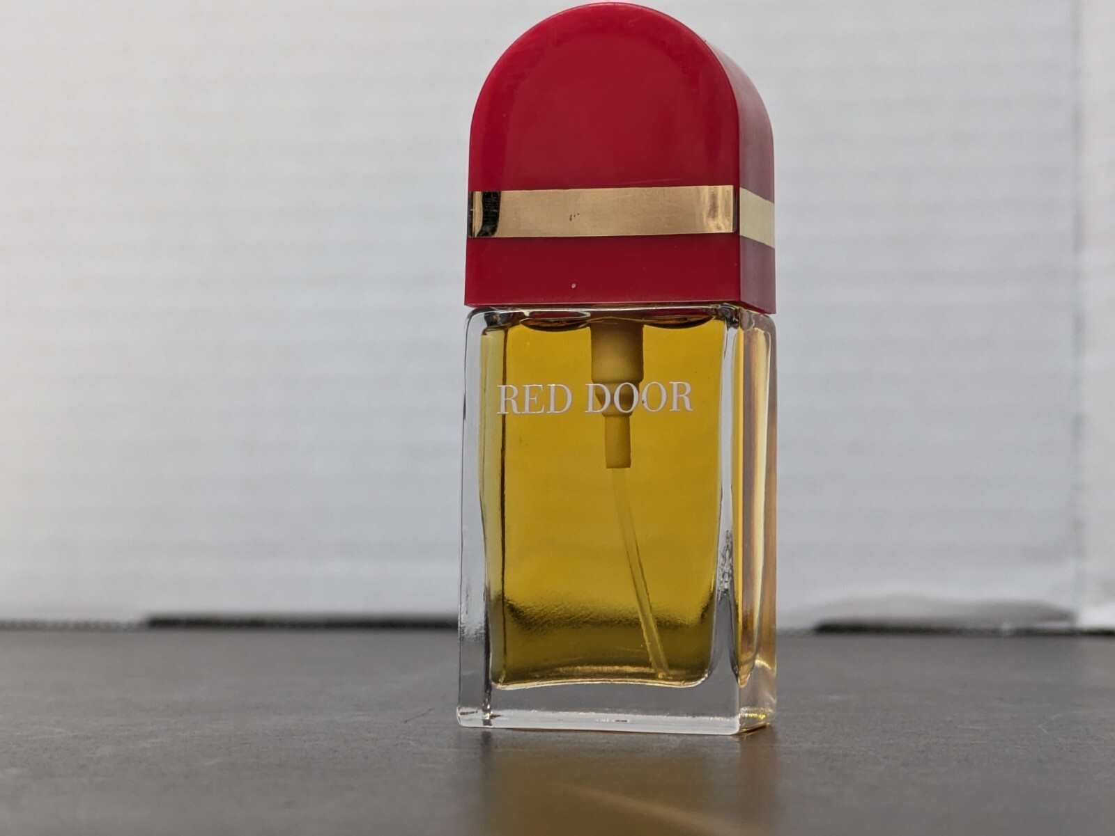 ELIZABETH ARDEN RED DOOR EAU DE TOILETTE SPRAY 0.33 OZ. 10 ML. MADE USA UNBOXED