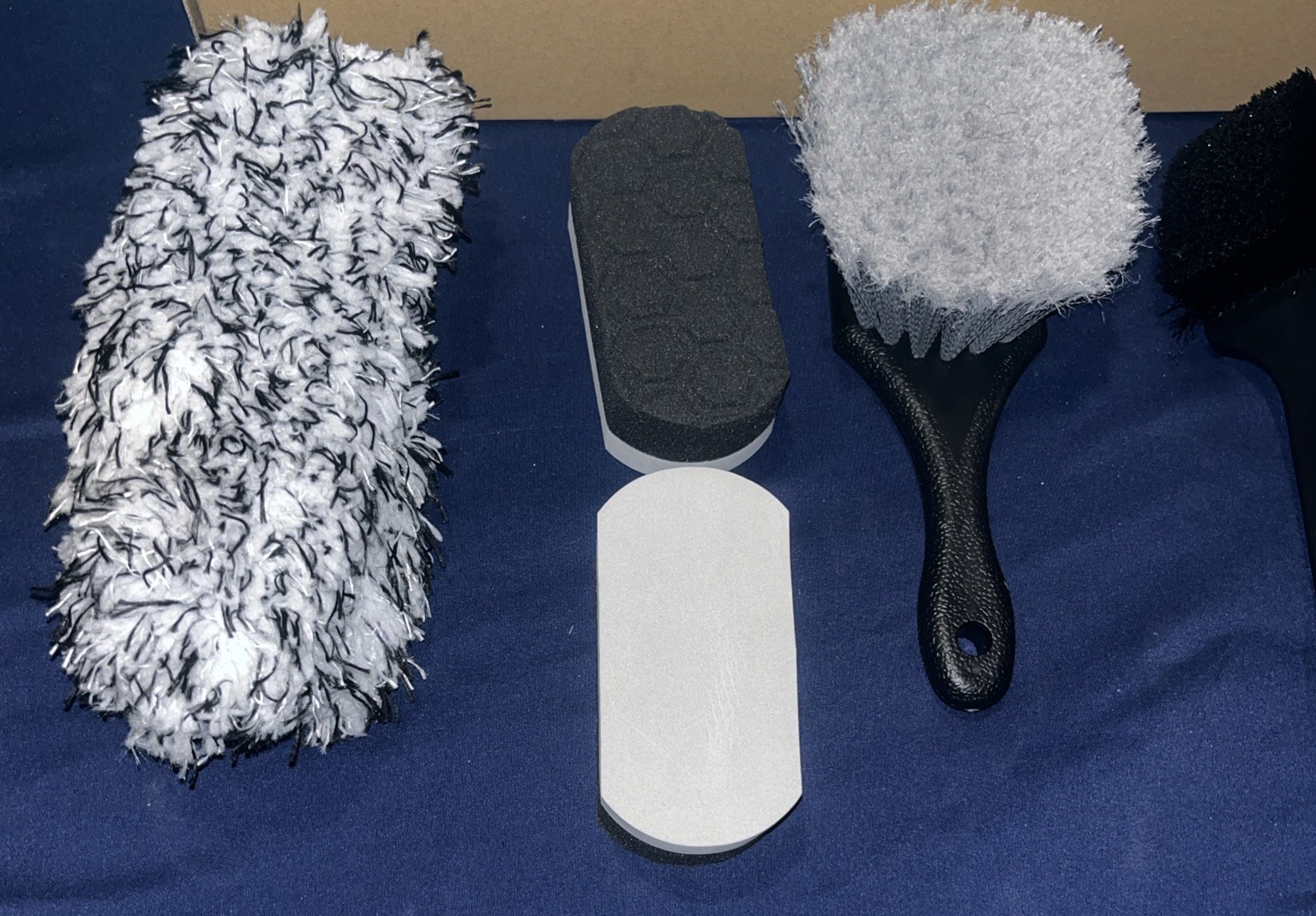 Fantasticlean Car Wheel Cleaning Kit-Soft Brush, Detailing Pads, Scratch…