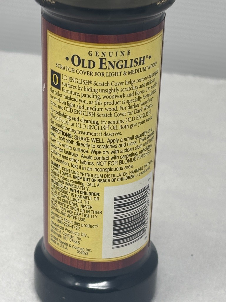 Vtg Genuine Old English Furniture Polish Scratch Cover 80% full – Lighter Wood