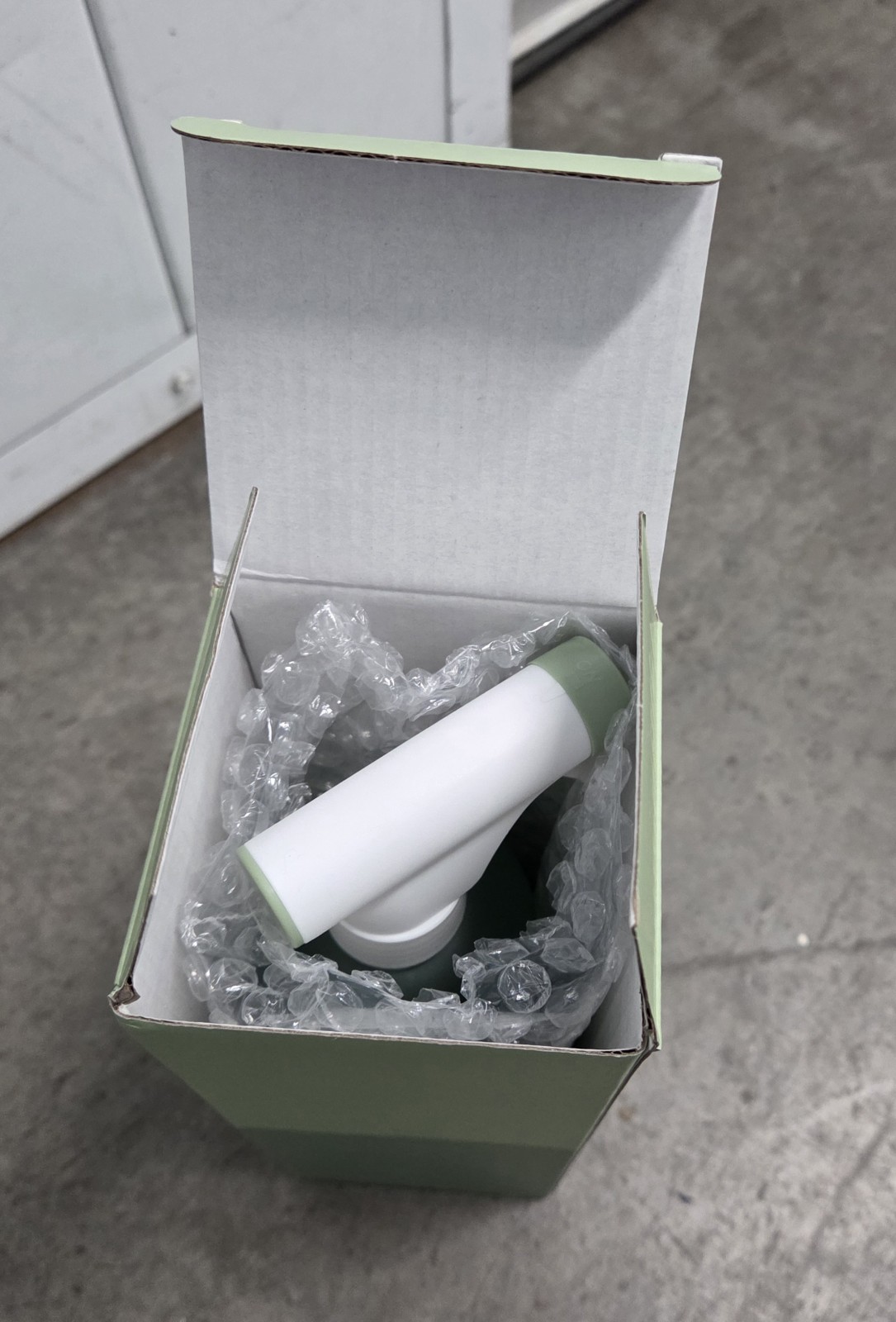 Glass Spray Bottle Reusable 16oz