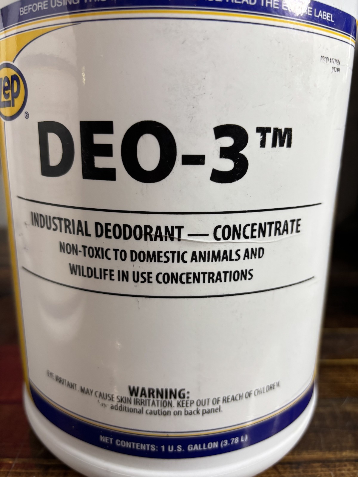 Pack of 4 ZEP DEO-3 Industrial Deodorant Concentrate 1 Gal 177924