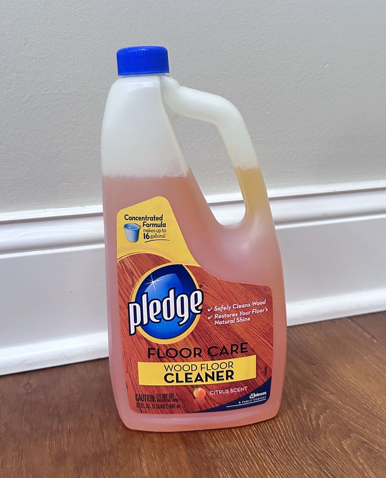 Pledge Floor Care Wood Floor Cleaner CITRUS SCENT 32 Oz. Discontinued 85% Full