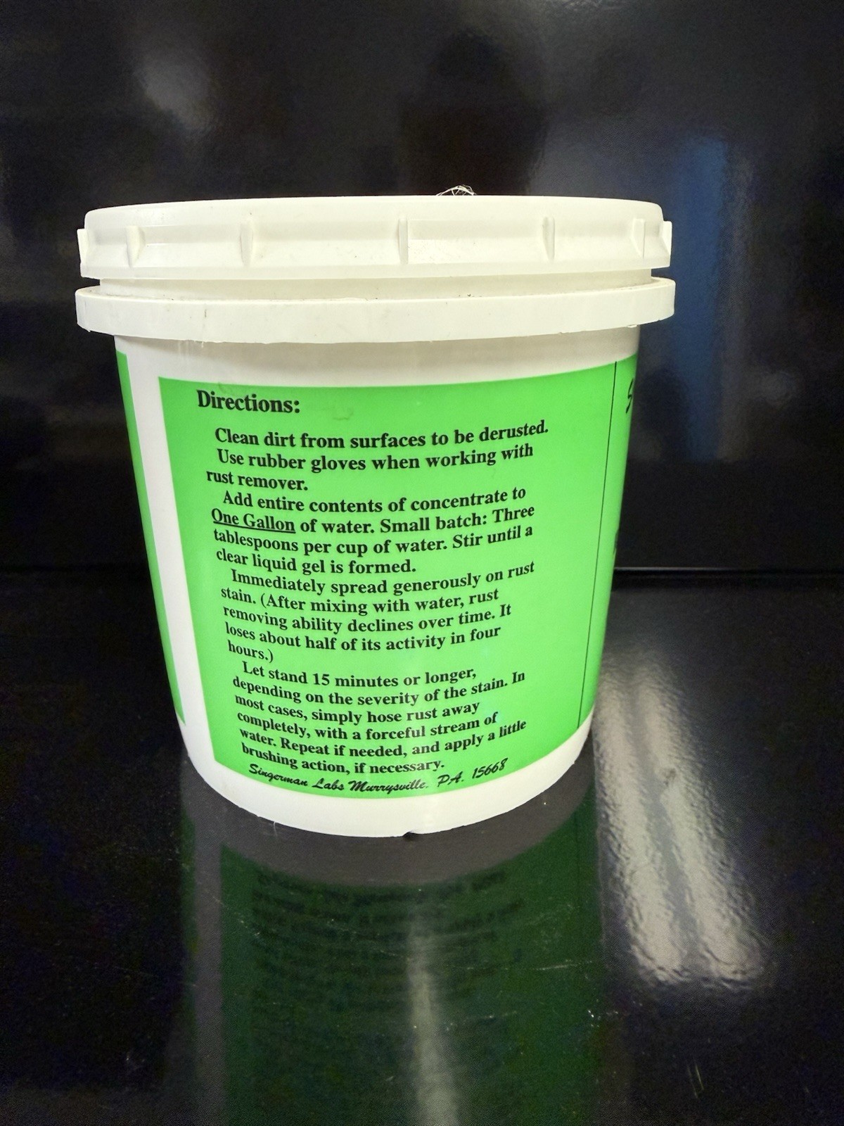 Rust Remover for Concrete – 22 oz Concentrate Makes One Gallon