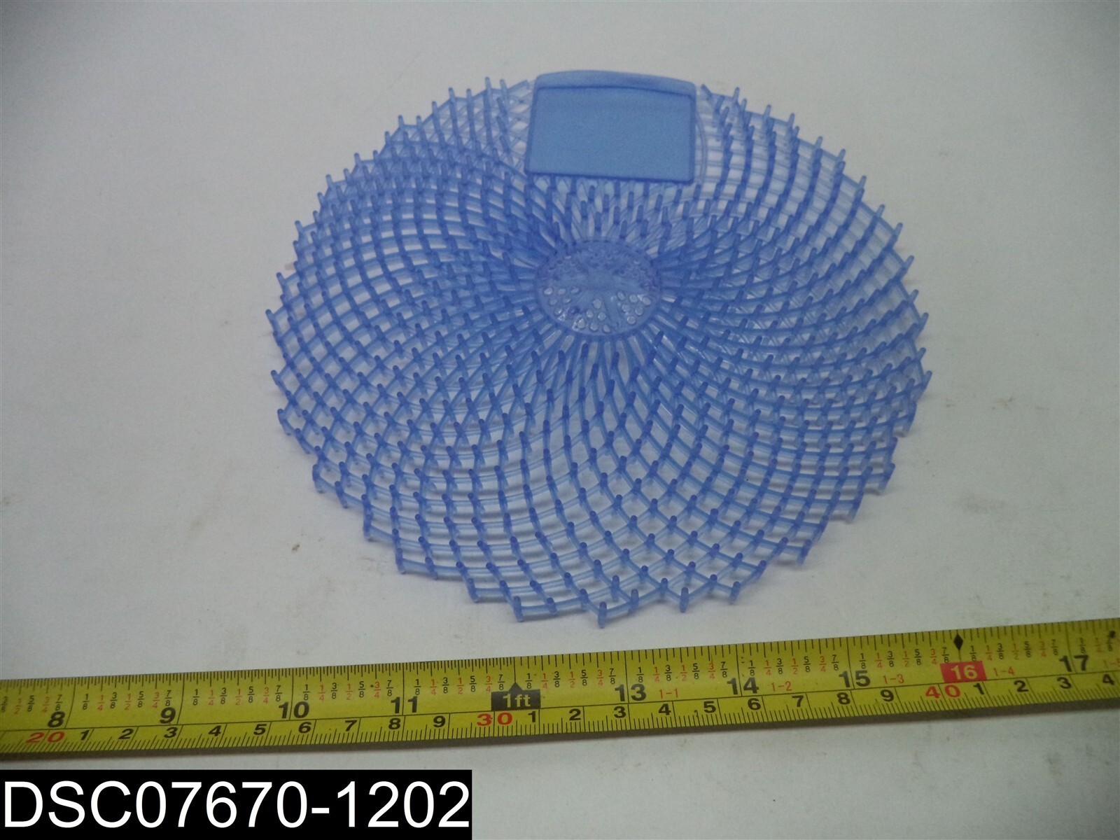 QTY=6: 7″ Blue Ocean Breeze Scent Urinal Screen