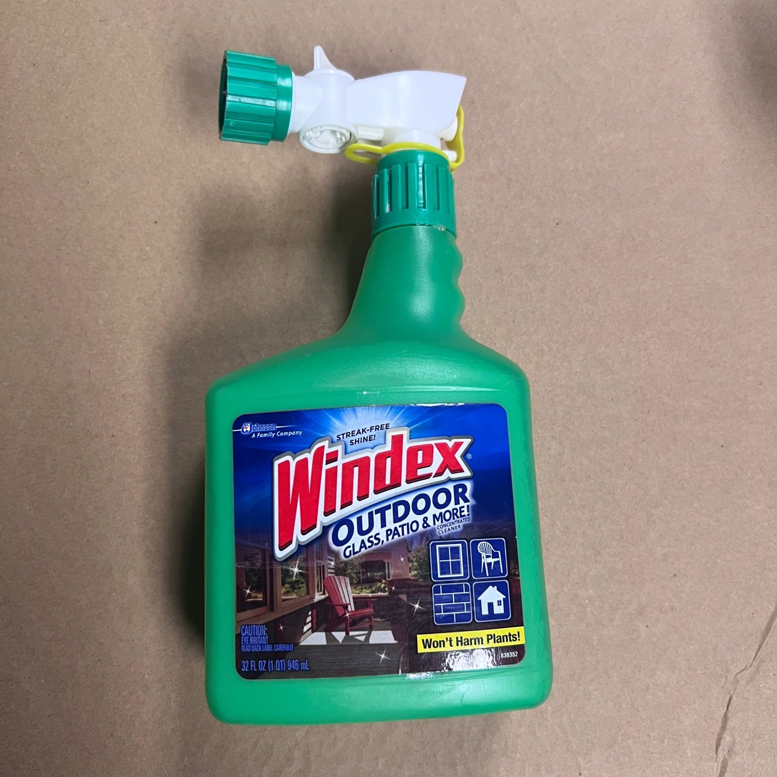 Windex Outdoor Glass Patio Concentrated Cleaner 32 Fl Oz Spray Bottle For Hose