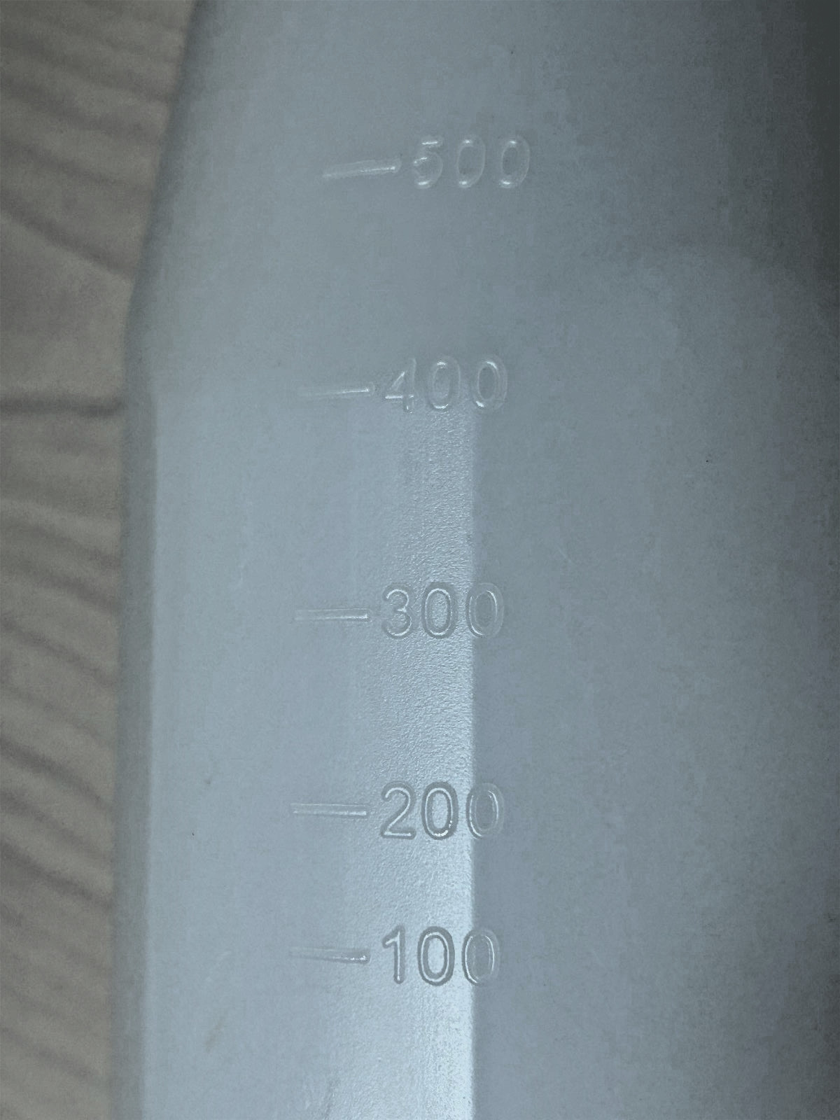 Heavy Duty 27oz Plastic Spray Bottles With Extra Sprayer