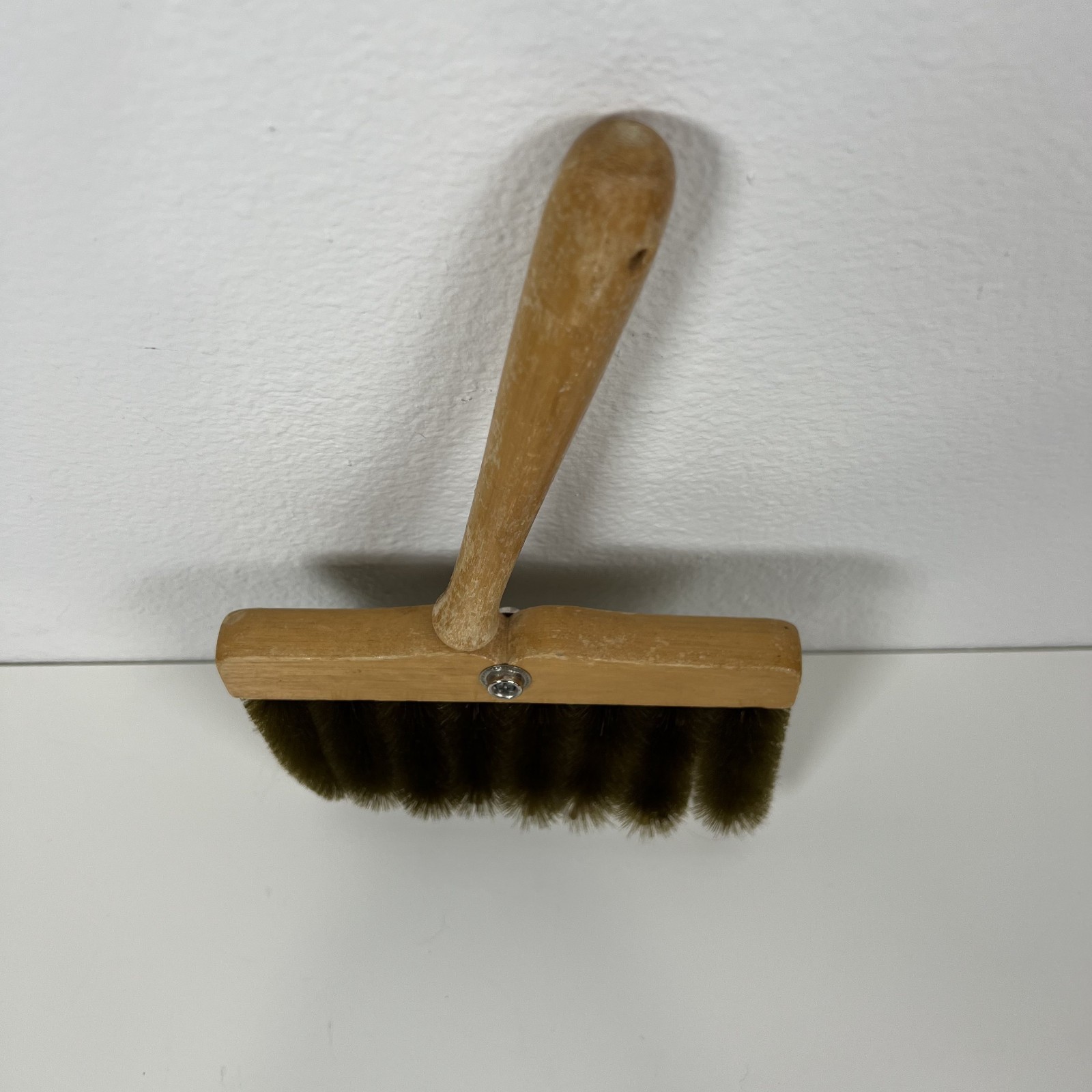 LILLIAN VERNON Vintage Blind Cleaner Wood Handle Made in Taiwan