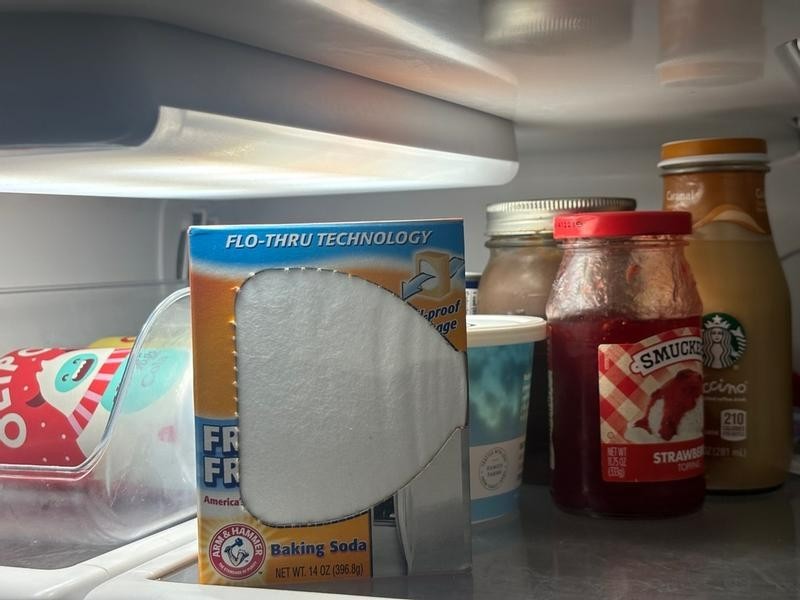 Baking Soda, Arm & Hammer – 14 oz (Pack of 2) – Fridge and Freezer Odor Absorber