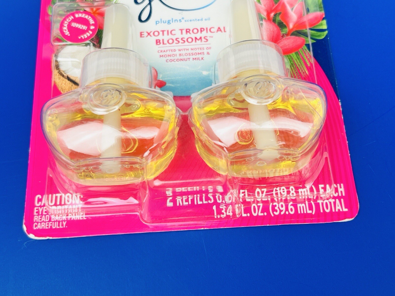 Glade Exotic Tropical Blossoms PlugIns Scented Oil Refills 6 Refills, (3)2 Packs