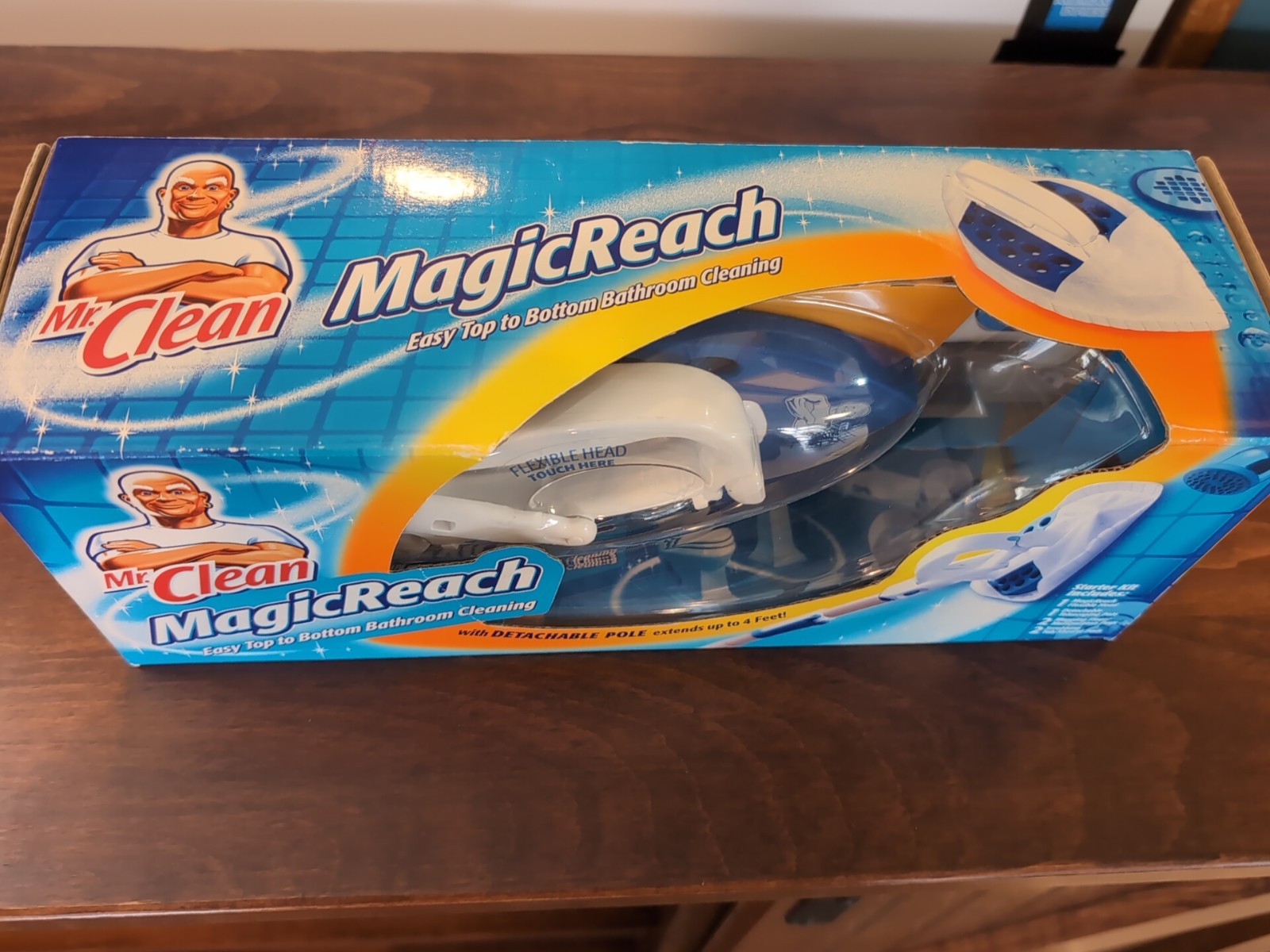 Mr. Clean Magic Reach All in One Cleaning Tool Starter Kit Detachable Pole NEW