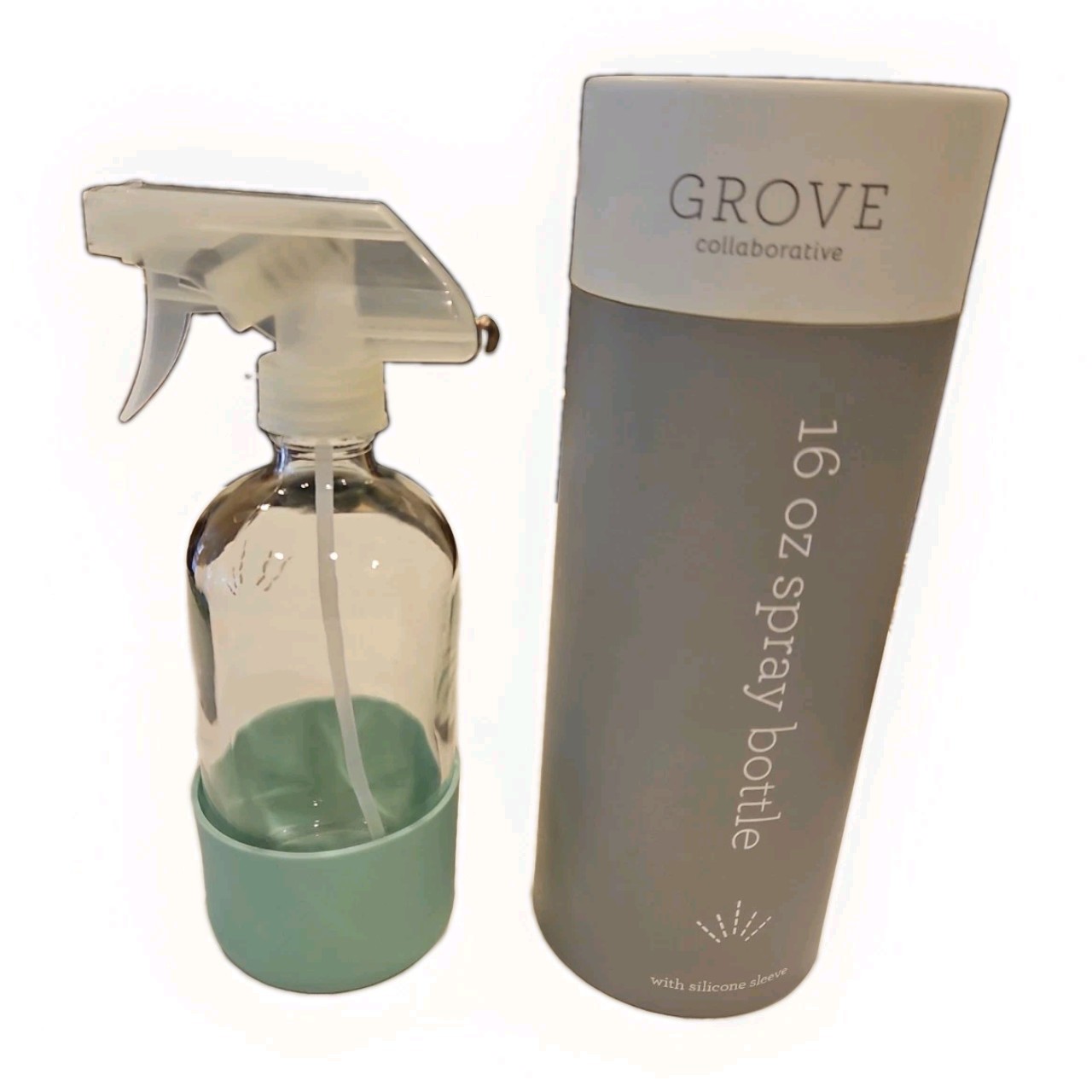 NEW Grove Co Reusable Glass Spray 16oz Bottle w/ Fresh Green Silicone Sleeve Box