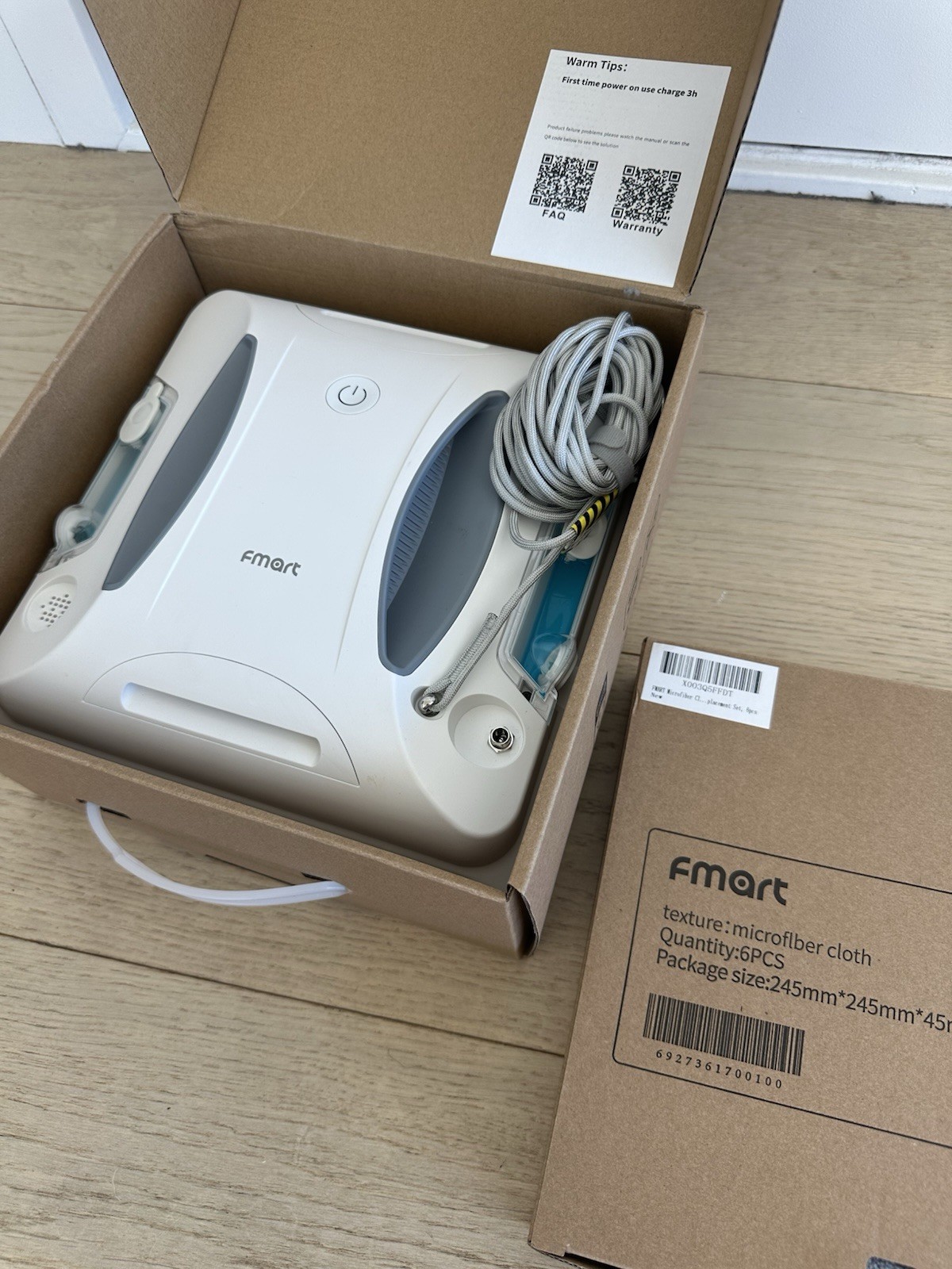 FMART Window Cleaning Robot